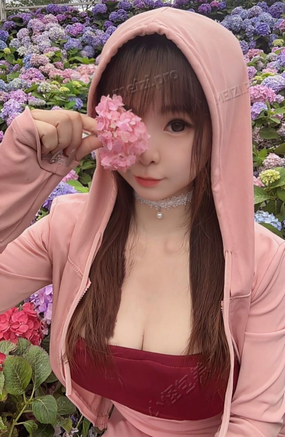 广东 佛山 24岁 162cm 104 D杯 瑜伽老师 三点粉,golf跳舞情趣cos,健身达人S身材,情绪稳定,性感小厨娘(各类补肾汤)真人比相片好看 抽烟纹身:有抽烟有纹身 SM:是 无套:可 口交:可 过夜:可 同居:可 可飞:可 代付机票 港澳没证 价格:12 特点:三点粉,golf跳舞情趣cos,健身达人S身材,情绪稳定,性感小厨娘(各类补肾汤)真人比相片好看