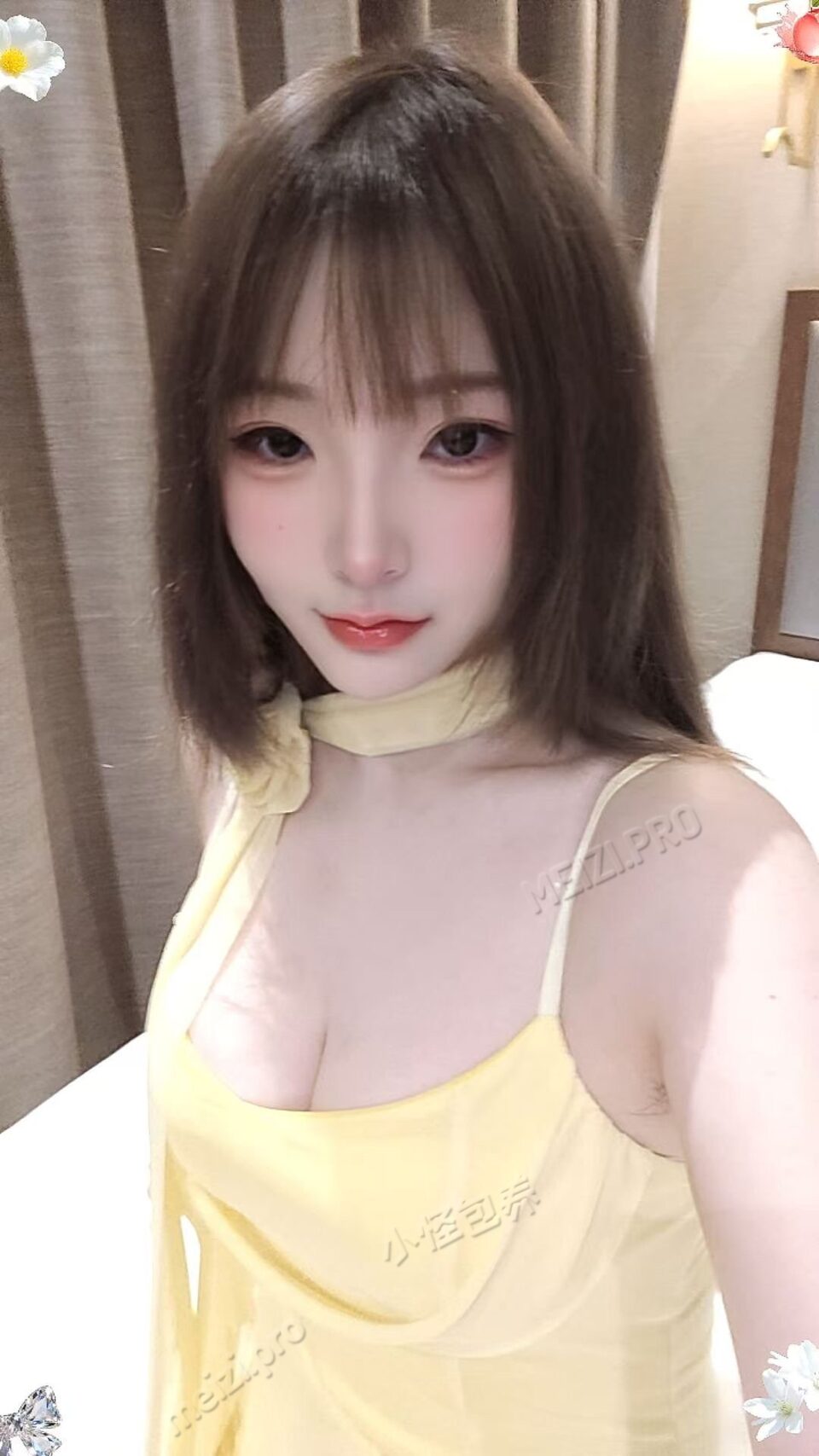 四川 宜宾 23岁 160cm 48 C杯 自由职业 会唱歌,有点情商,偶尔拍拍手势舞性格 抽烟纹身:无纹身 SM:否 无套:否 口交:否 过夜:可 同居:可 可飞:可 价格:4 特点:会唱歌,有点情商,偶尔拍拍手势舞性格