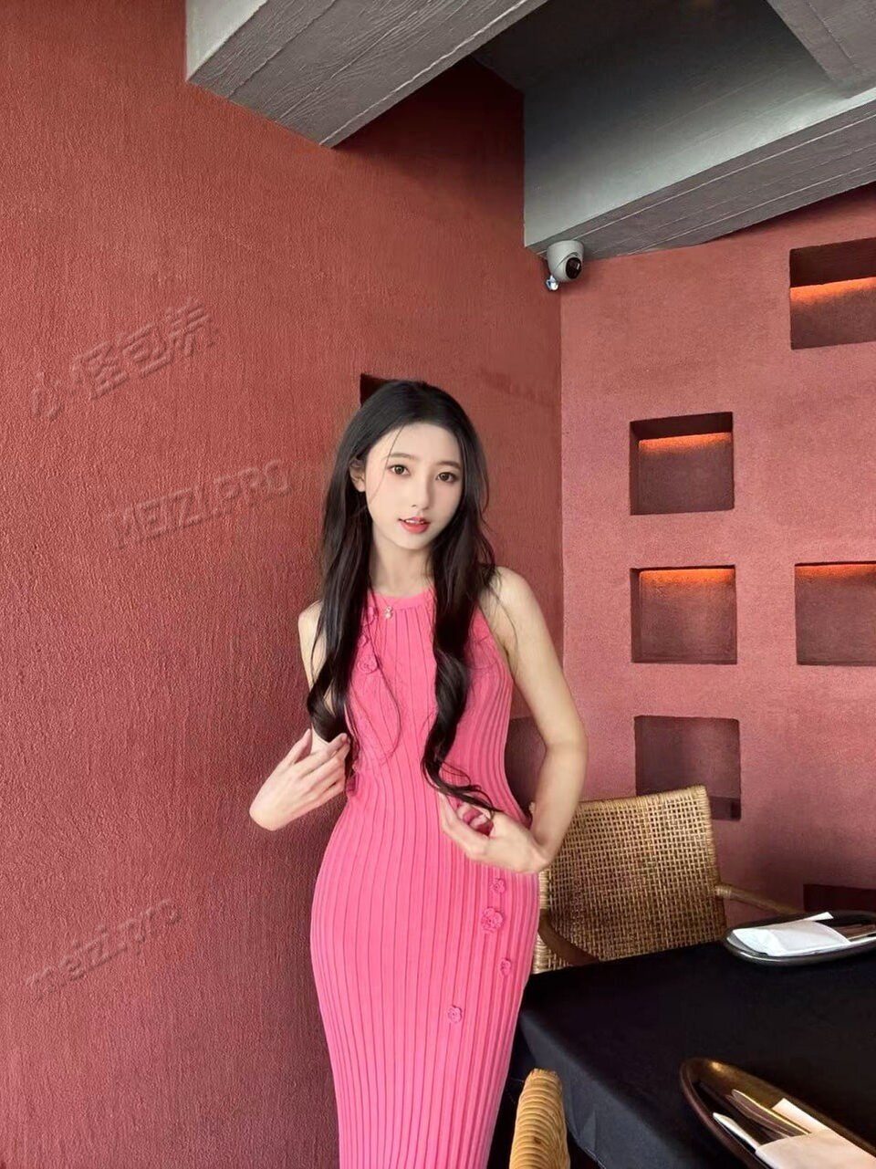 云南 昆明 22岁 166cm 48 B杯 实习 美丽温柔善良大方五官立体皮肤白腿长会茶艺学过舞蹈懂文学乖巧懂事好相处善解人意 SM:否 无套:否 口交:可 过夜:可 同居:可 可飞:可 提前协商 价格:10 特点:美丽温柔善良大方五官立体皮肤白腿长会茶艺学过舞蹈懂文学乖巧懂事好相处善解人意
