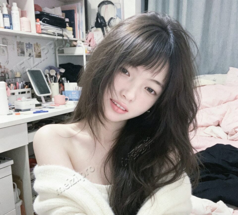 贵州 黔西南 20岁 160cm 42 B杯 学生 纯良家第一次找在校学生妹验证视频纯素颜紧致嫩滑本人比照片好看活泼开朗身材比例好会提供情绪价值 抽烟纹身:无 SM:否 无套:否 口交:可 过夜:可 同居:可 可飞:可 价格:6 特点:纯良家第一次找在校学生妹验证视频纯素颜紧致嫩滑本人比照片好看活泼开朗身材比例好会提供情绪价值