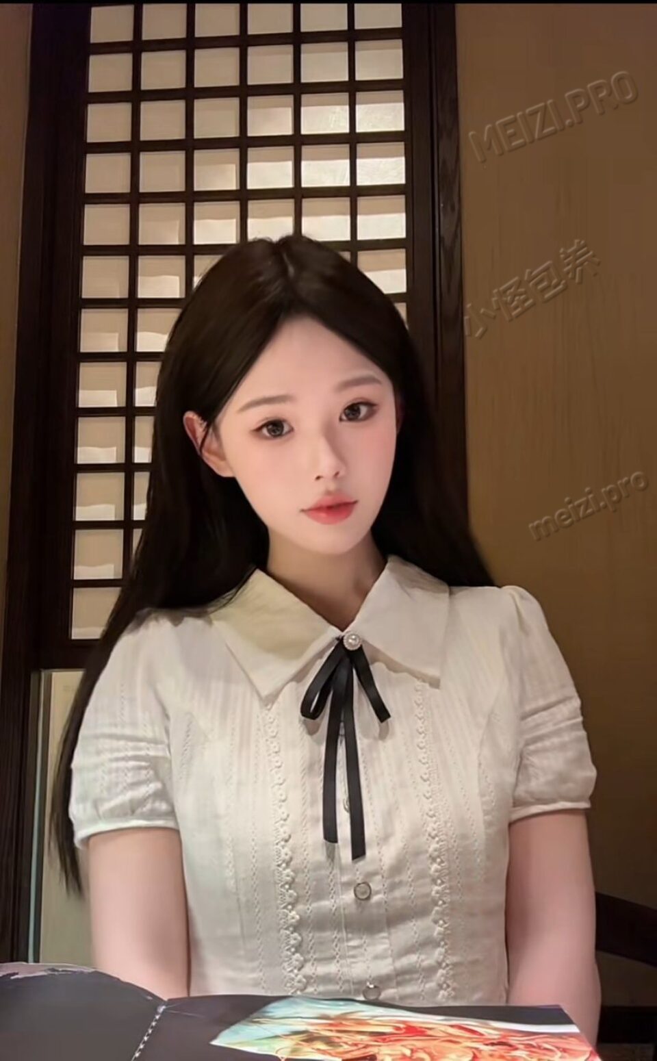 湖南 长沙 20岁 164cm 92 C杯 学生 巴掌脸,乖巧听话,清纯甜美脸 抽烟纹身:无 SM:是 无套:否 口交:可 过夜:可 同居:否 可飞:可外省可港澳 价格:15 特点:巴掌脸,乖巧听话,清纯甜美脸