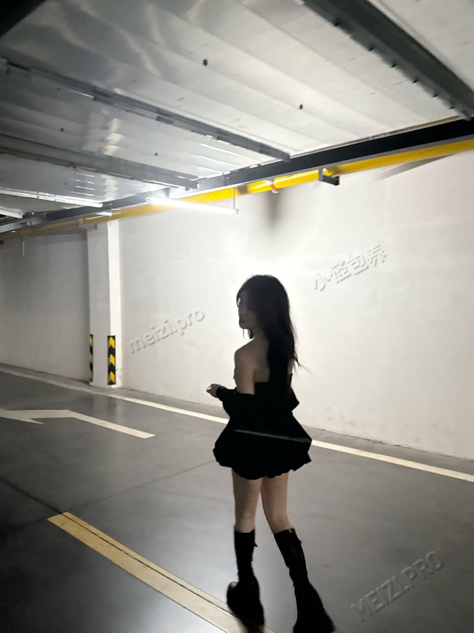 湖北 武汉 21岁 162cm 95 C杯 学生 无整 性格好 活泼 气氛好 主动 脸比较幼态 有婴儿肥 情商高 情绪价值 梨形 腰细 抽烟纹身:无 SM:是 无套:否 口交:可 过夜:可 同居:可 可飞:否 价格:30 特点:无整 性格好 活泼 气氛好 主动 脸比较幼态 有婴儿肥 情商高 情绪价值 梨形 腰细