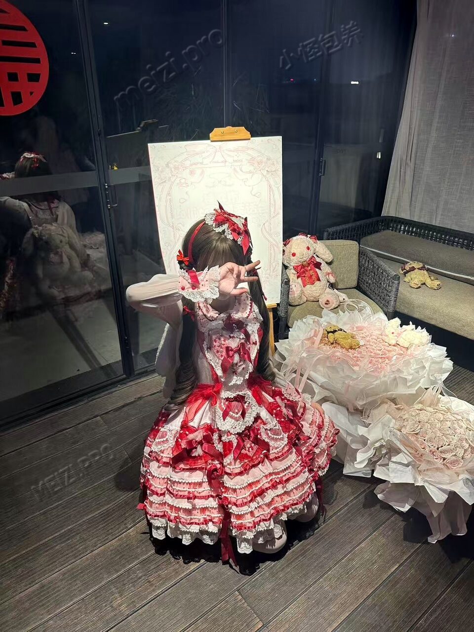 广西 桂林 19岁 170cm 130 B杯 学生 听话懂事 抽烟纹身:无 SM:是 无套:否 口交:可 过夜:可 同居:可 可飞:能 价格:6 特点:听话懂事