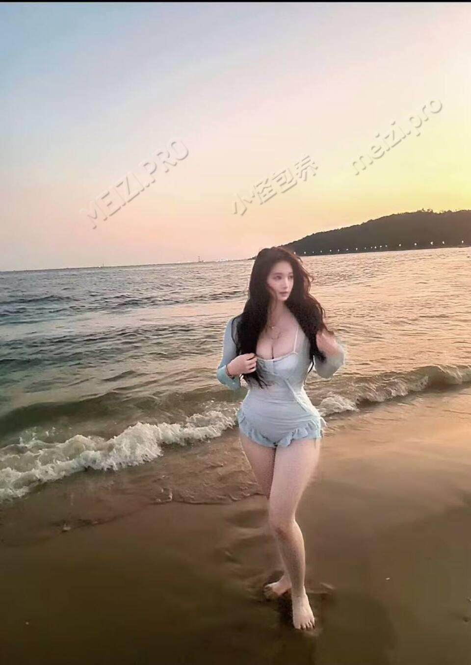 广东 惠州 18岁 168cm 118 D杯 学生 刚成年 抽烟纹身:无 SM:否 无套:可 口交:可 过夜:否 同居:否 可飞:可 价格:10 特点:刚成年