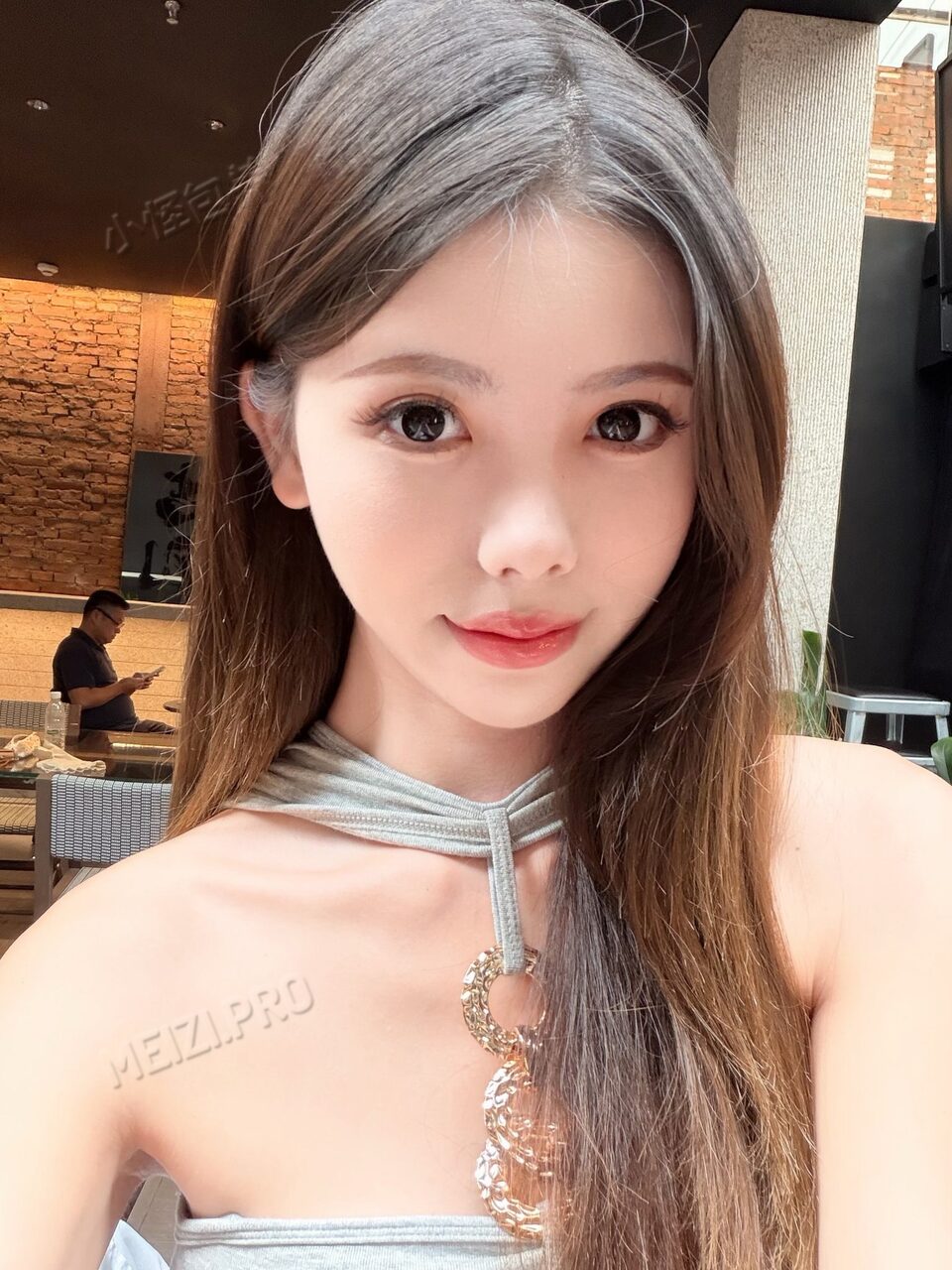 广东 深圳 21岁 169cm 91 B杯 带货小主播 声音好听乖巧情绪价值听话懂事身材好冷白皮声音甜可甜可御配合度高经常健身身材一级棒 抽烟纹身:无 SM:否 无套:否 口交:可 过夜:可 同居:否 可飞:否 价格:10 特点:声音好听乖巧情绪价值听话懂事身材好冷白皮声音甜可甜可御配合度高经常健身身材一级棒