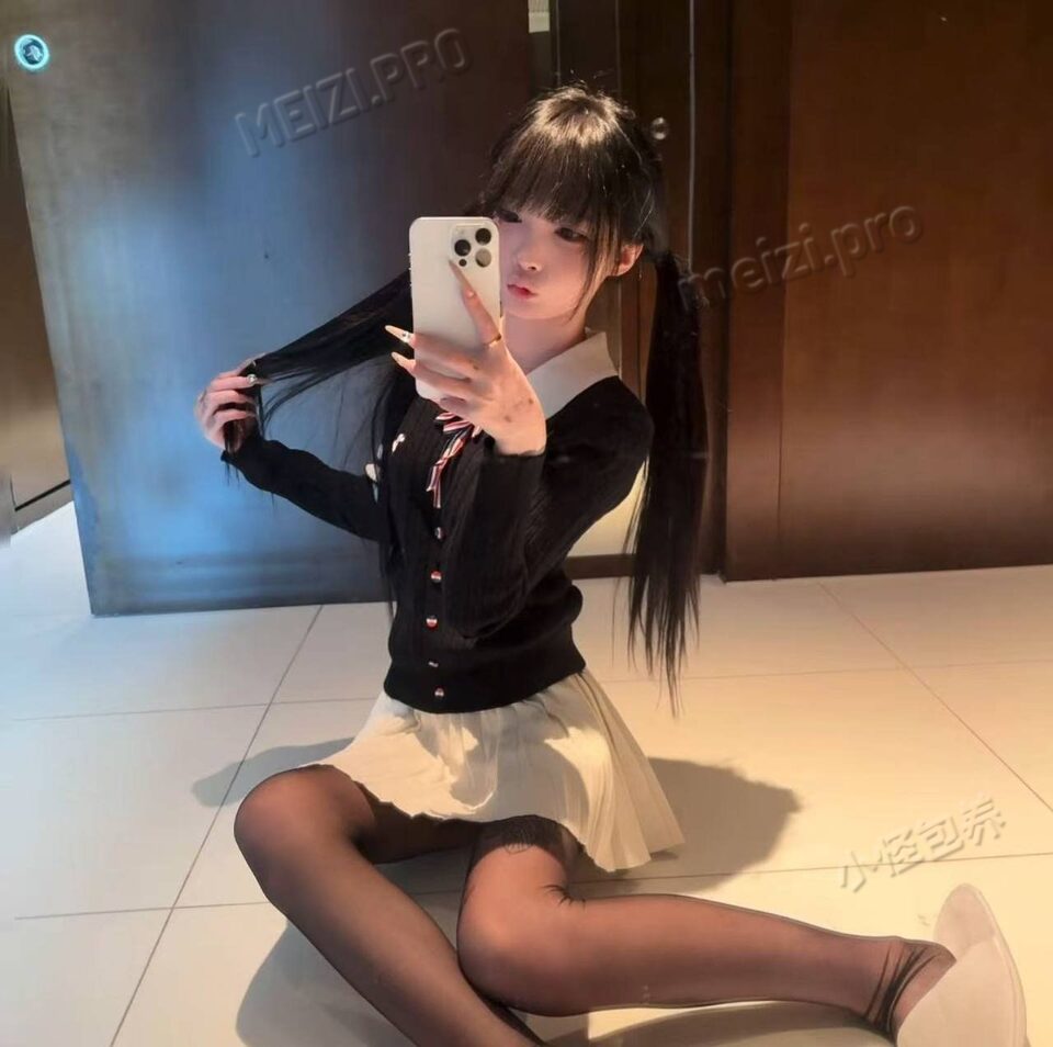 广东 广州 18岁 160cm 88 B杯 学生 反差 抽烟纹身:不抽烟有纹身 SM:是 无套:否 口交:可 过夜:可 同居:可 可飞:可 价格:12 特点:反差