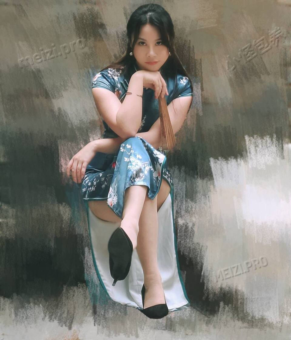 广东 广州 25岁 155cm 98 C杯 工作 听话会cos活好水多 照片不上相 本人好看 抽烟纹身:无纹身 SM:是 无套:否 口交:可 过夜:可 同居:可 可飞:可 价格:10 特点:听话会cos活好水多 照片不上相 本人好看