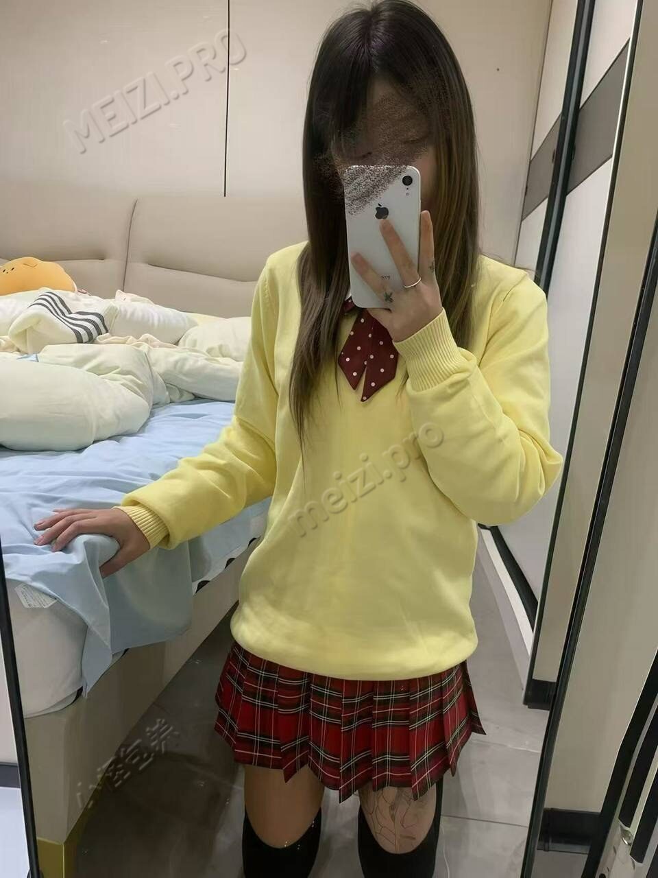 贵州 贵阳 17岁 155cm 95 B杯 学生 听话乖巧,萝莉,骚,水多,情绪价值高 抽烟纹身:抽烟有纹身 SM:否 无套:可 口交:可 过夜:可 同居:可 可飞:可 价格:10 特点:听话乖巧,萝莉,骚,水多,情绪价值高