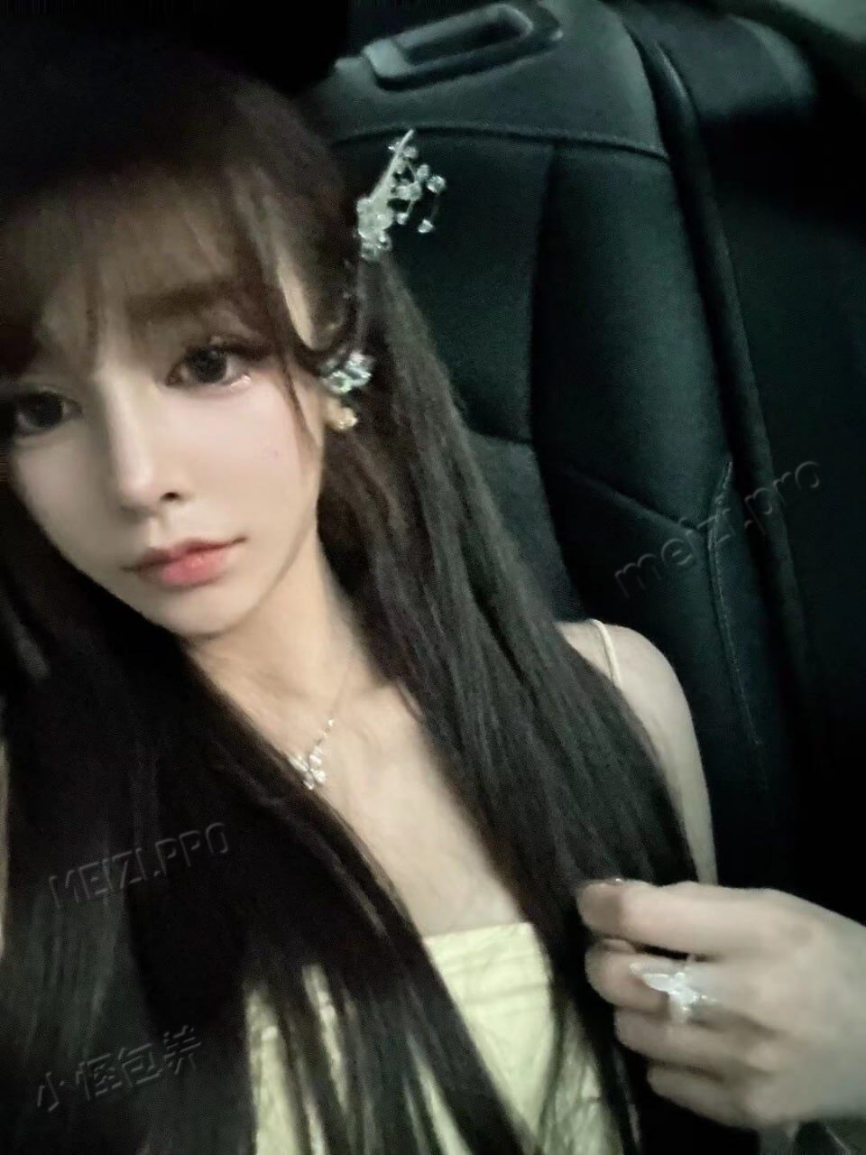 上海 上海 26岁 167cm 48 D杯 医美 提供情绪价值 抽烟纹身:有纹身 SM:是 无套:否 口交:可 过夜:可 同居:可 可飞:可 价格:8 特点:提供情绪价值