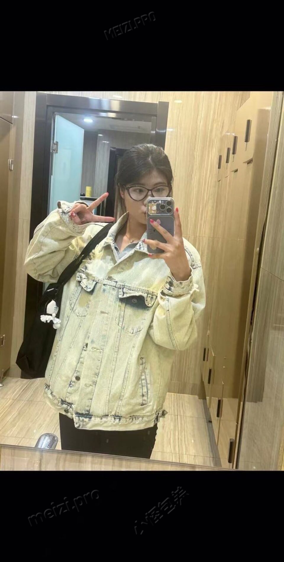 河北 保定 23岁 175cm 120 B杯 陪小孩子玩 无 抽烟纹身:无 SM:是 无套:否 口交:可 过夜:可 同居:否 可飞:可 保定及周边城市 价格:20 特点:无