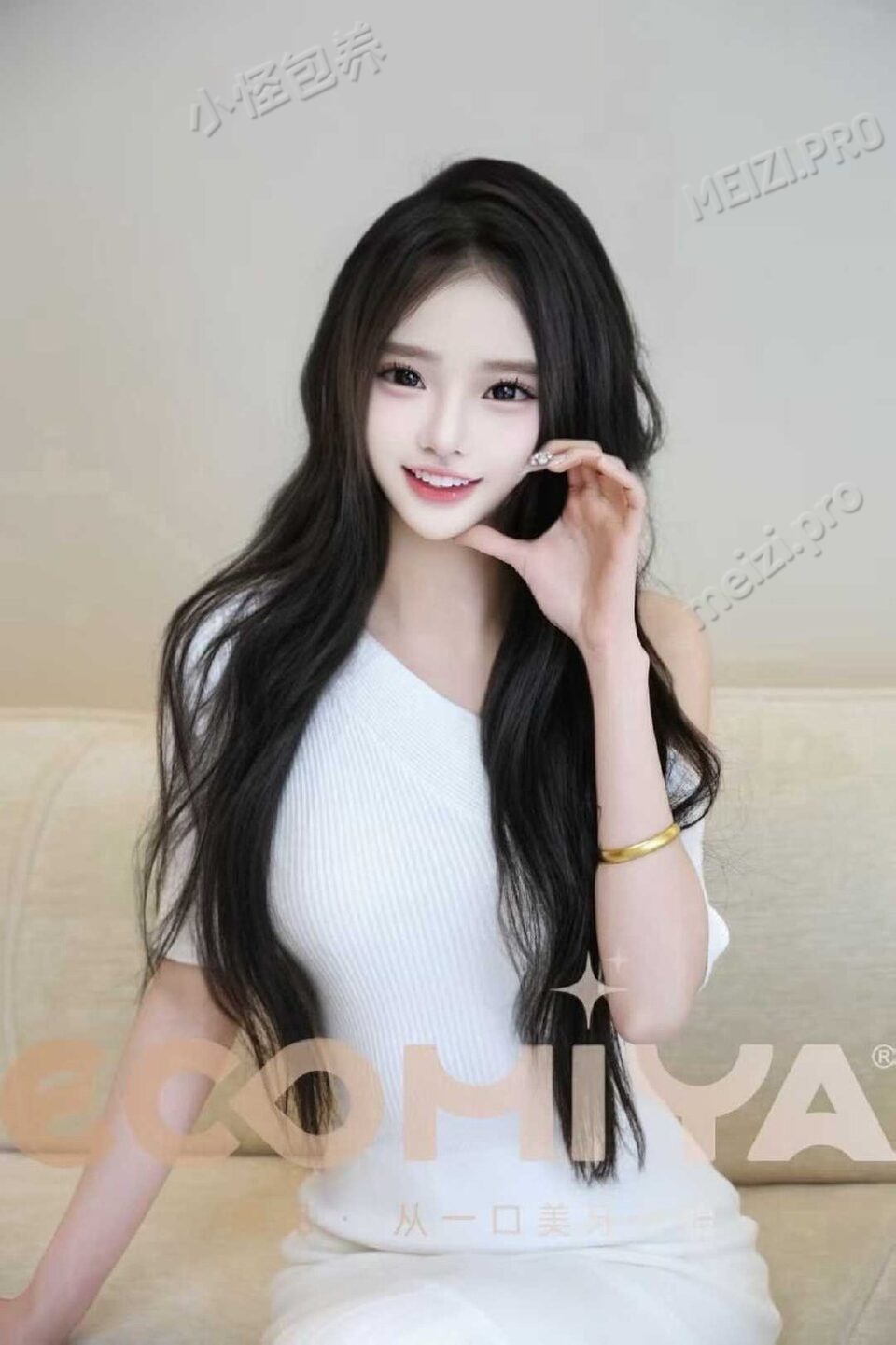 广东 深圳 18岁 163cm 88 B杯 刚接触 新人 抽烟纹身:不抽烟有纹身 SM:否 无套:可 口交:可 过夜:可 同居:否 可飞:不行 价格:12 特点:刚接触 新人