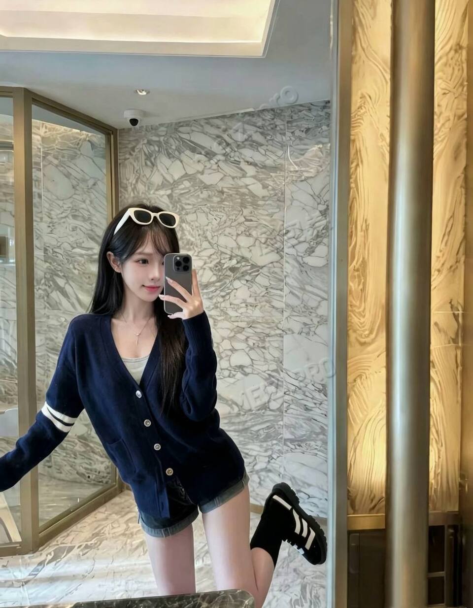 河南 郑州 18岁 166cm 96 B杯 女生 听话 SM:否 无套:可 口交:可 过夜:可 同居:否 可飞:否 价格:15 特点:听话