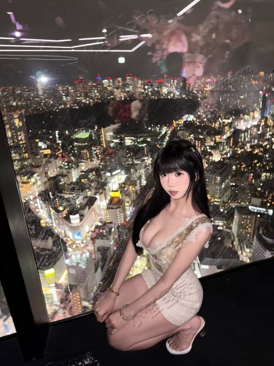 广东 深圳 18岁 170cm 97 E杯 学生 07年 169 49kg 34E 可爱型 娃娃脸 童颜巨乳 无整 无纹身 抽烟纹身:无纹身 SM:否 无套:否 口交:可 过夜:可 同居:否 可飞:可 其他城市 外省 出国价格另说 价格:30 特点:07年 169 49kg 34E 可爱型 娃娃脸 童颜巨乳 无整 无纹身