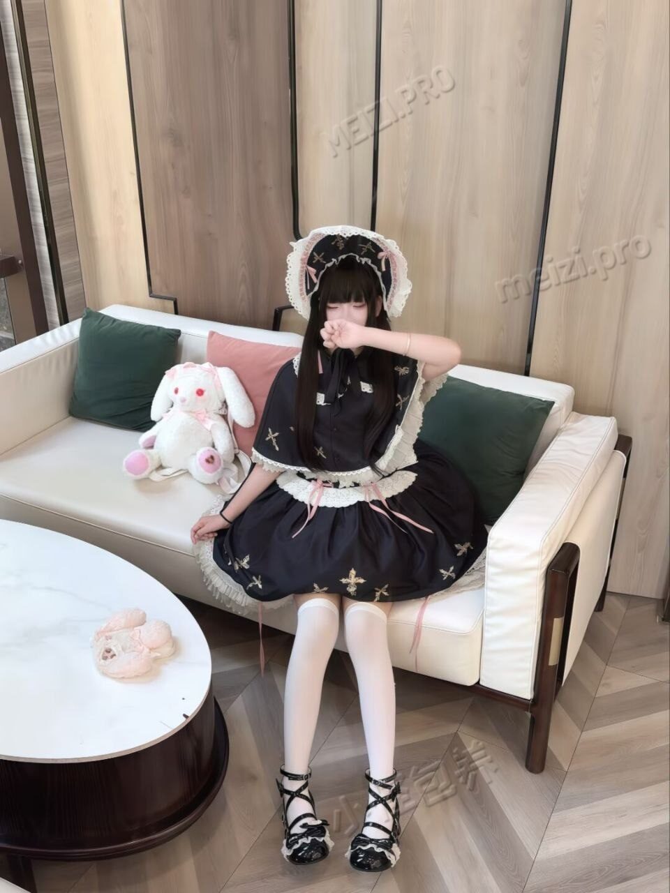河南 新乡 18岁 160cm 84 B杯 学生 听话，少萝宝宝，接受度高，情绪价值高 抽烟纹身:无 SM:是 无套:否 口交:可 过夜:否 同居:否 可飞:否 价格:1 特点:听话，少萝宝宝，接受度高，情绪价值高