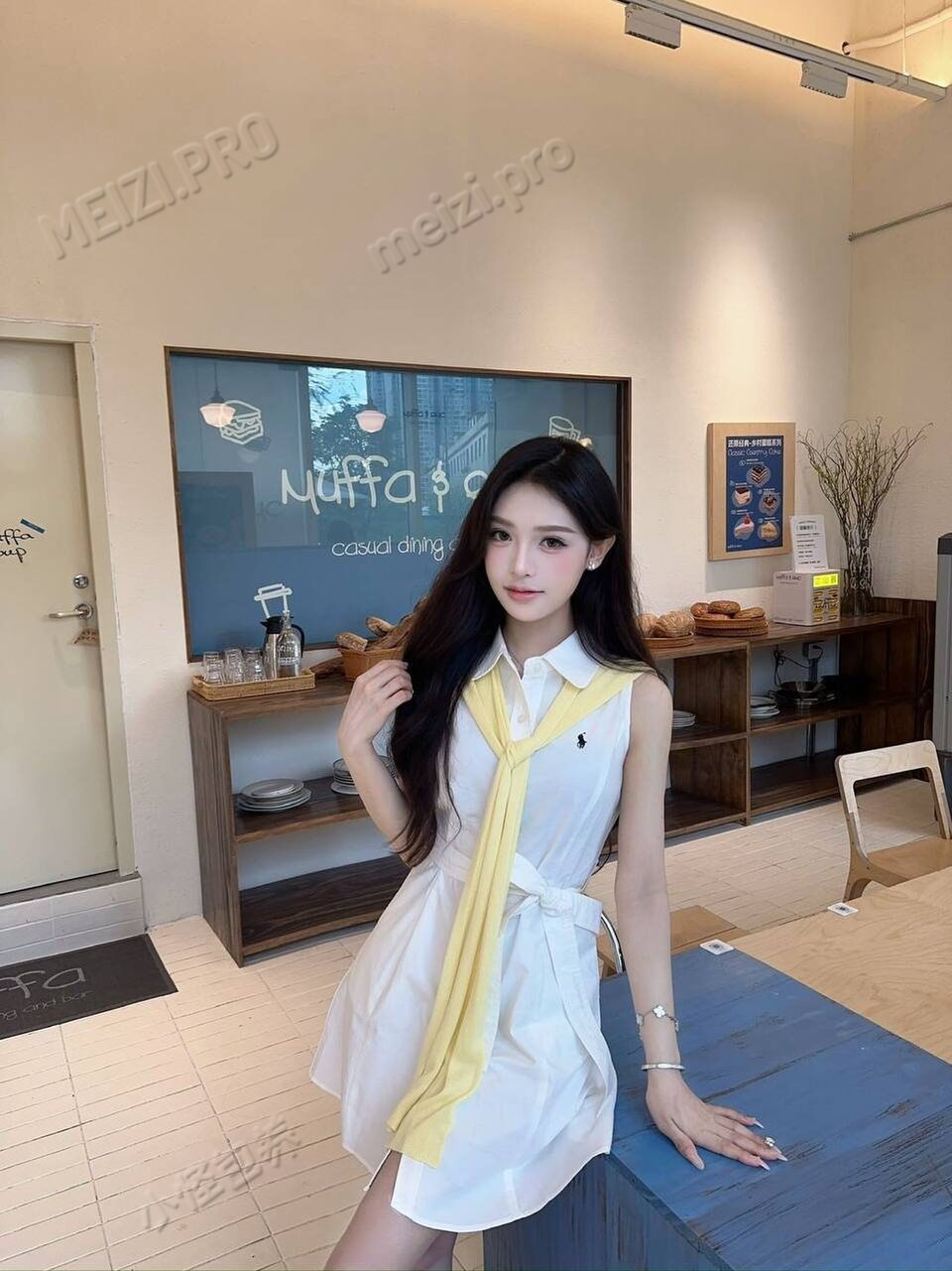 广东 广州 20岁 163cm 88 B杯 学生 在读大三学生，清纯甜美性格可爱活泼，声音好听，懂事不粘人 抽烟纹身:无 SM:否 无套:否 口交:可 过夜:可 可飞:可 价格:25 特点:在读大三学生，清纯甜美性格可爱活泼，声音好听，懂事不粘人