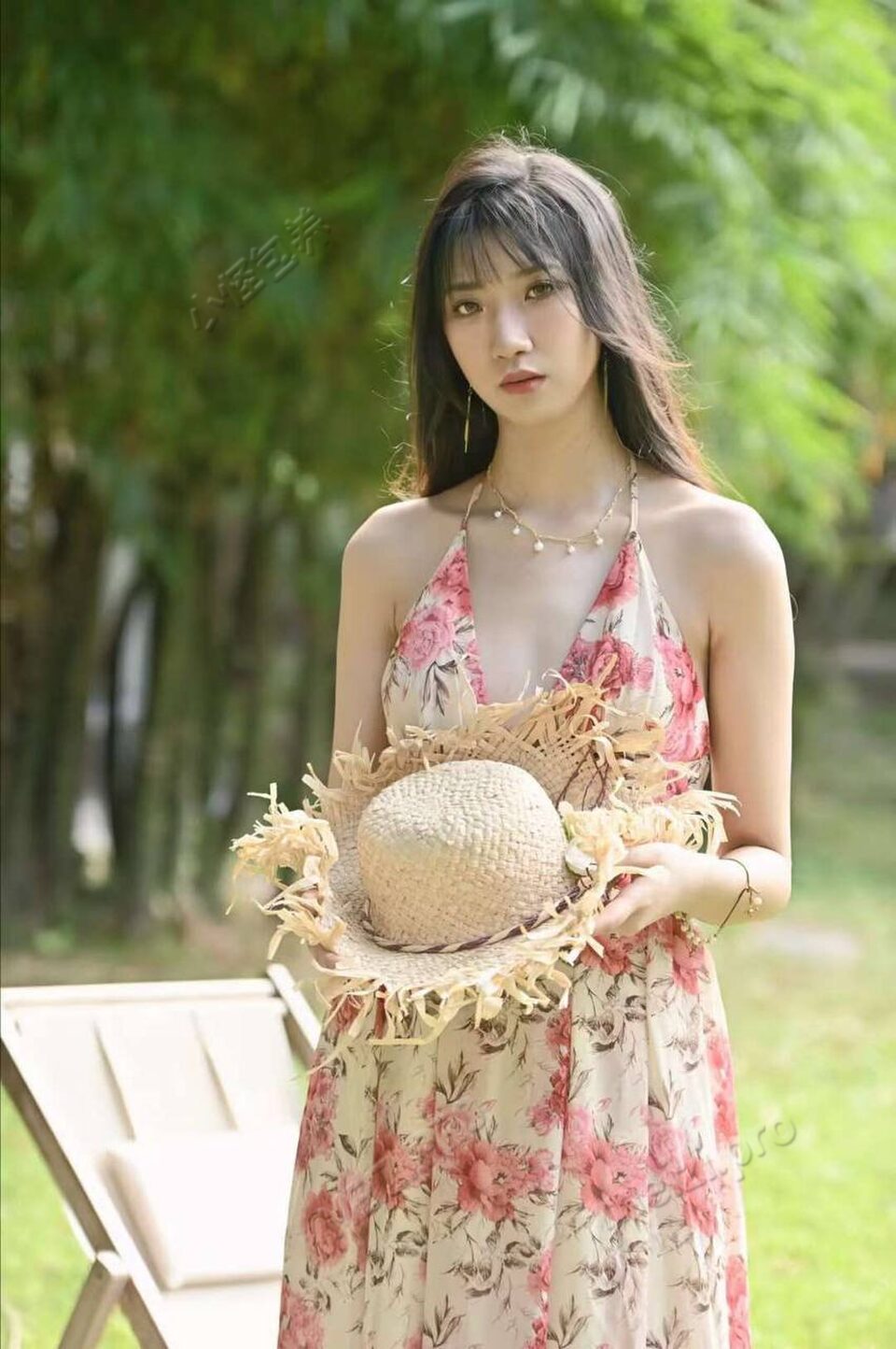 广东 中山 22岁 176cm 60 C杯 学生 会叫清纯可爱,听话懂事,乖巧伶俐,可盐可甜,小鸟依人,配合度高,活好反差,娇小玲珑,接受程度高,会提供情绪价值 抽烟纹身:无 SM:是 无套:可 口交:可 过夜:可 同居:否 可飞:可 价格:10 特点:会叫清纯可爱,听话懂事,乖巧伶俐,可盐可甜,小鸟依人,配合度高,活好反差,娇小玲珑,接受程度高,会提供情绪价值