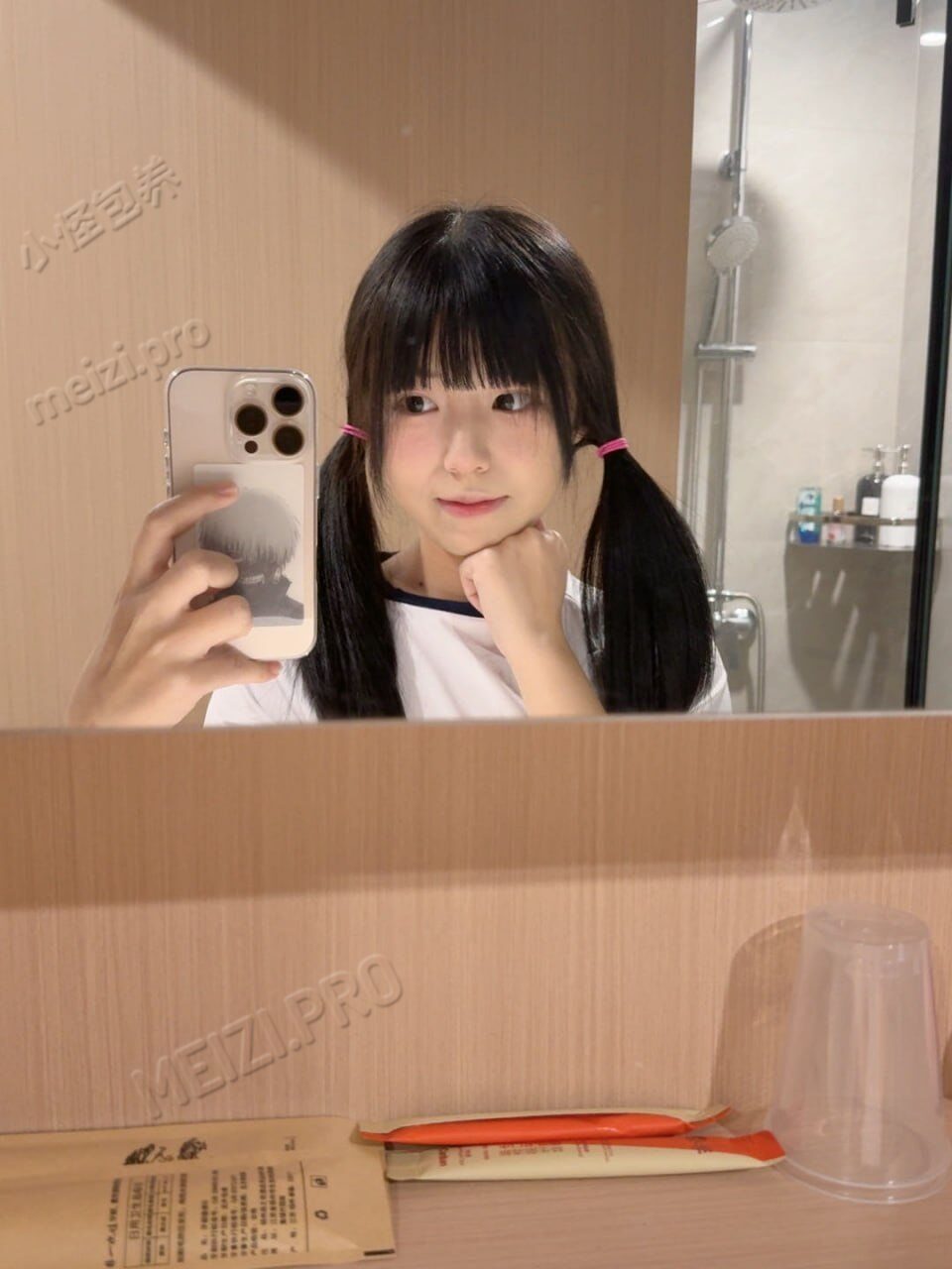 浙江 金华 20岁 156cm 94 C杯 学生 白虎,大三学生,懂事听话,女友感爆棚,小鸟依人,娇小玲珑,可盐可甜,活泼开朗,会提供情绪价值 抽烟纹身:无 SM:是 无套:否 口交:可 过夜:可 同居:否 可飞:可 价格:15 特点:白虎,大三学生,懂事听话,女友感爆棚,小鸟依人,娇小玲珑,可盐可甜,活泼开朗,会提供情绪价值
