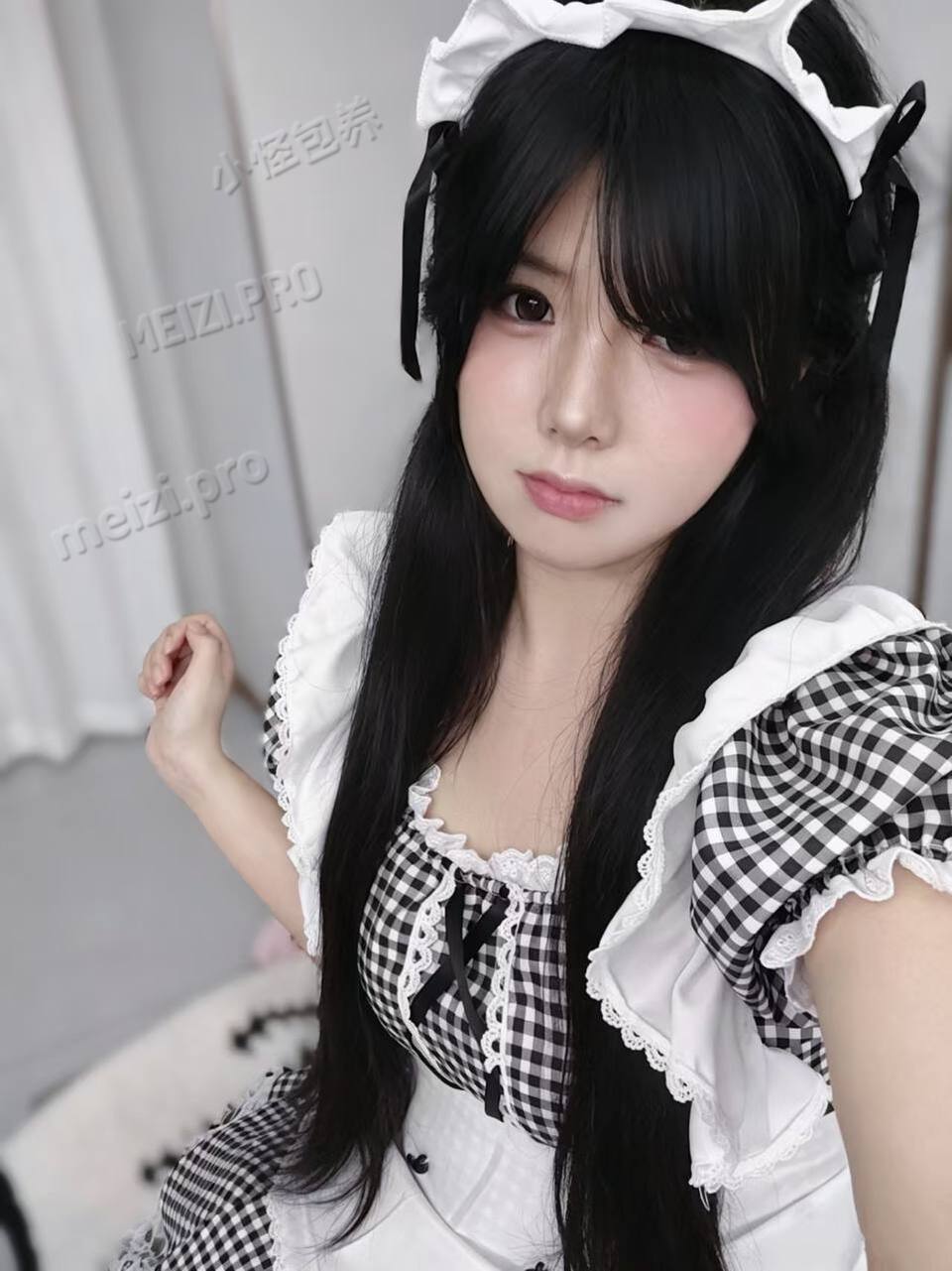 河南 商丘 18岁 170cm 124 B杯 抽烟纹身:无 SM:是 无套:可 口交:可 过夜:可 同居:可 可飞:可 价格:7
