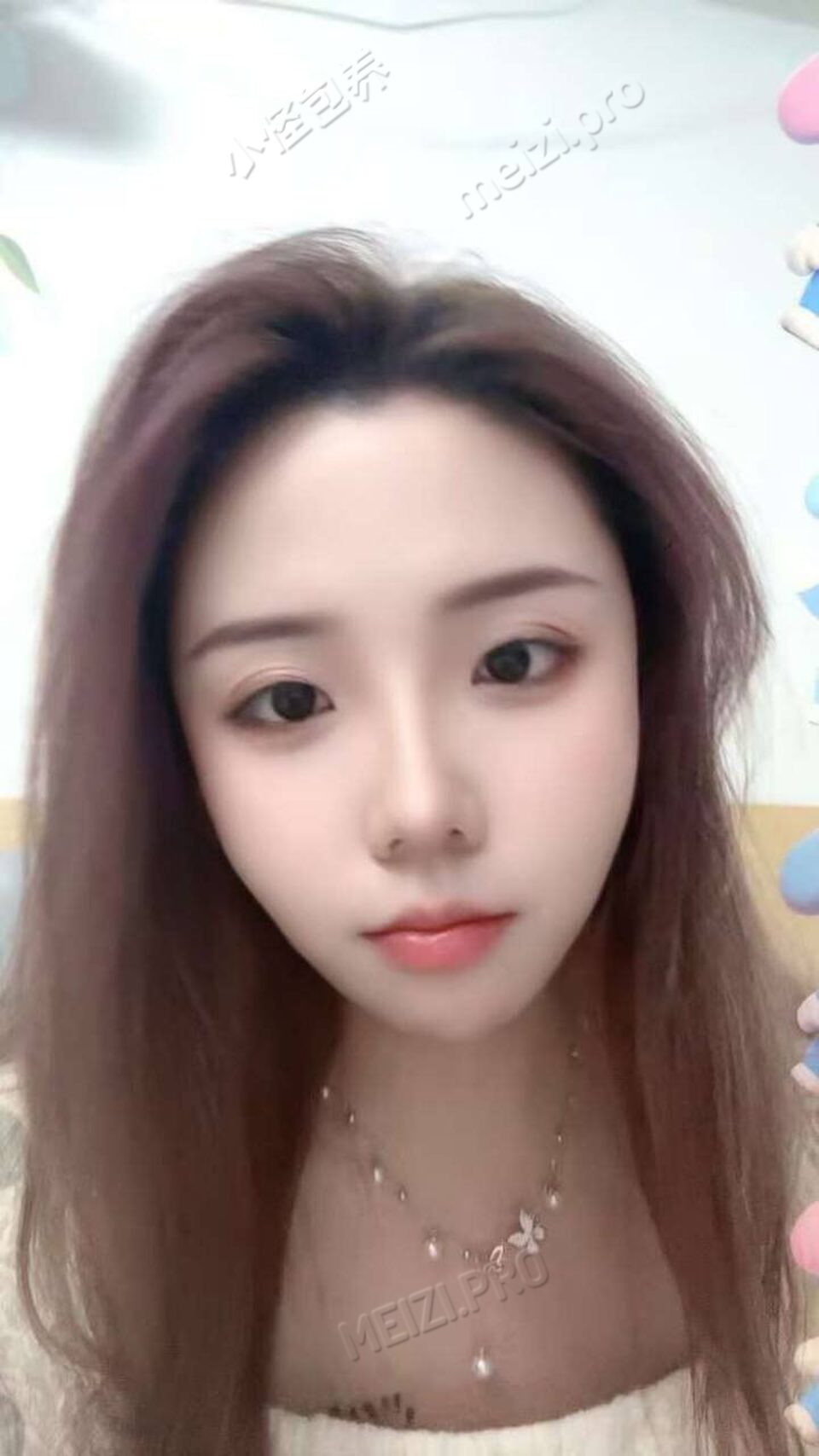 河南 郑州 33岁 165cm 123 C杯 美容师 性格开朗,温柔体贴 SM:否 无套:否 口交:可 过夜:可 可飞:可 价格:6 特点:性格开朗,温柔体贴