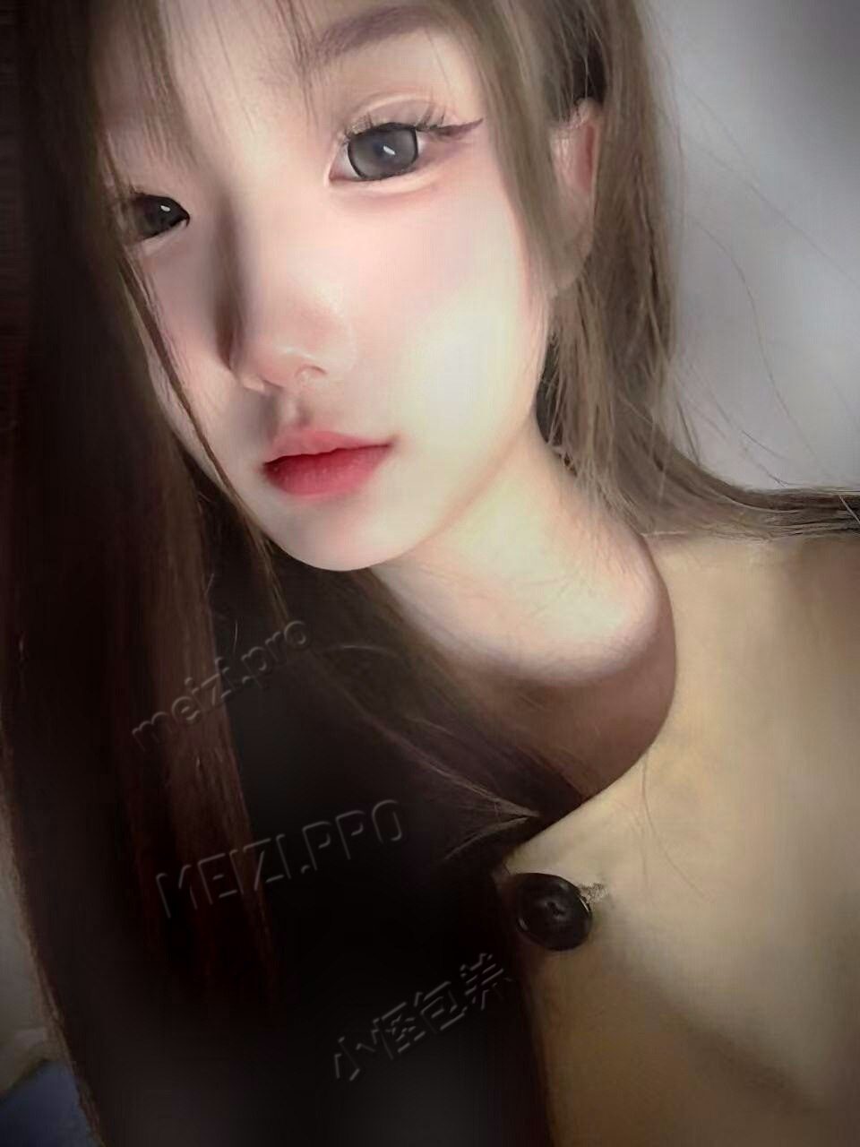 山东 滨州 19岁 169cm 91 B杯 化妆师 好看 抽烟纹身:无纹身 SM:是 无套:否 口交:可 过夜:可 同居:可 可飞:可 价格:10 特点:好看