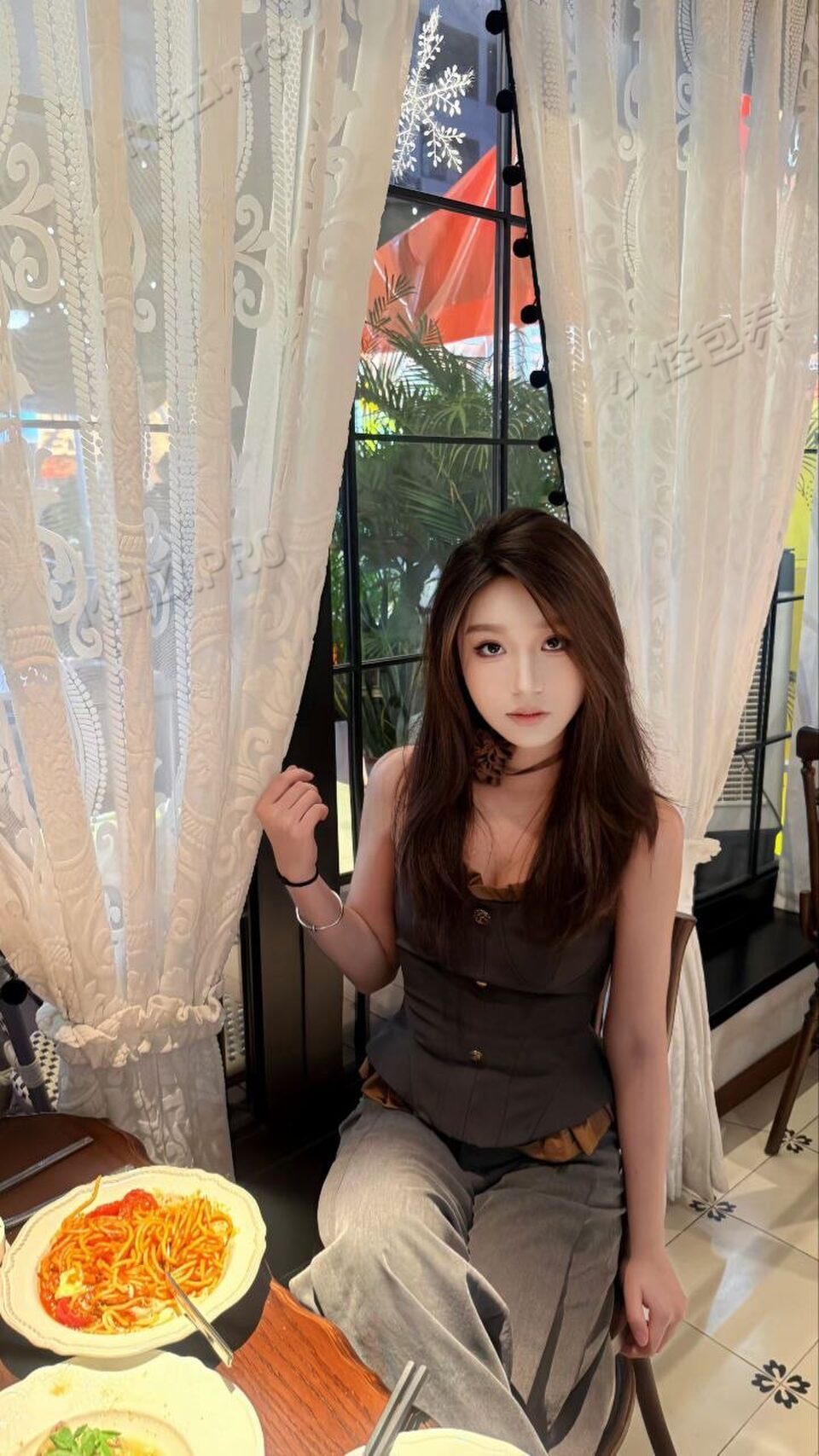 江苏 太仓 22岁 170cm 110 B杯 工作 SM:否 无套:否 口交:可 过夜:可 同居:可 可飞:江浙沪 价格:10