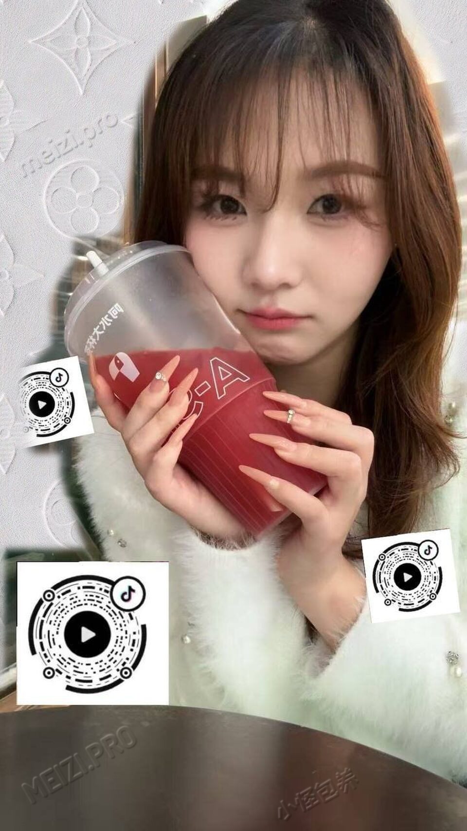 山东 济南 25岁 165cm 125 C杯 美术老师 比较甜美 声音好听 抽烟纹身:无 SM:否 无套:否 口交:可 过夜:否 同居:否 可飞:否 济南淄博青岛可以 价格:15 特点:比较甜美 声音好听