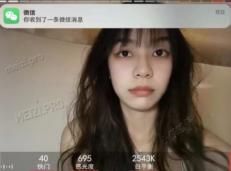 四川 成都 24岁 160cm 46 A杯 待业 懂事善解人意 抽烟纹身:抽烟 SM:轻微可 无套:否 口交:可 过夜:可 同居:可 可飞:可 价格:12 特点:懂事善解人意