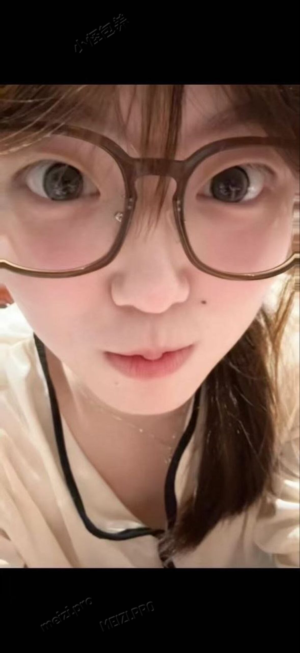 湖南 长沙 18岁 169cm 106 C杯 学生 听话 配合 声音好听 可开发 乖 皮肤细腻光滑 白嫩 抽烟纹身:无 SM:是 无套:否 口交:可 过夜:可 同居:可 可飞:可 附近 价格:5 特点:听话 配合 声音好听 可开发 乖 皮肤细腻光滑 白嫩