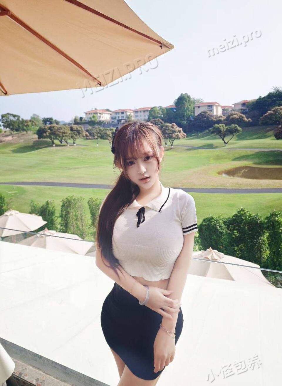 广东 东莞 21岁 169cm 109 D杯 医美 童颜巨乳，屁股大，性格好 抽烟纹身:无纹身 SM:是 无套:可 口交:可 过夜:可 同居:可 可飞:可以 价格:3 特点:童颜巨乳，屁股大，性格好