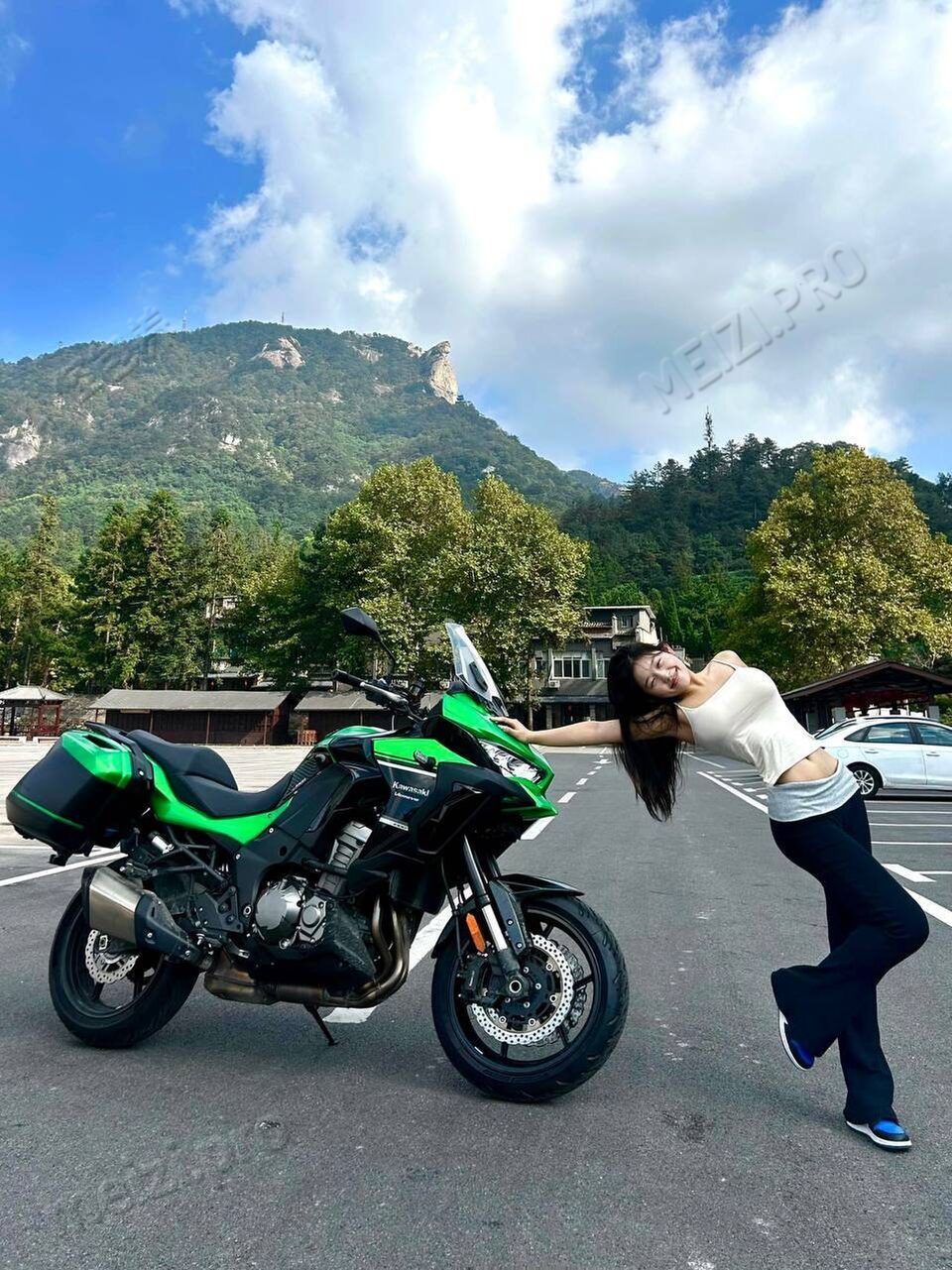 广东 深圳 22岁 170cm 100 E杯 女生 提供情绪价值 温柔不高冷 懂事 爱瑜伽 共情 SM:是 无套:否 口交:可 过夜:可 同居:可 可飞:可 外地 港澳 价格:20 特点:提供情绪价值 温柔不高冷 懂事 爱瑜伽 共情