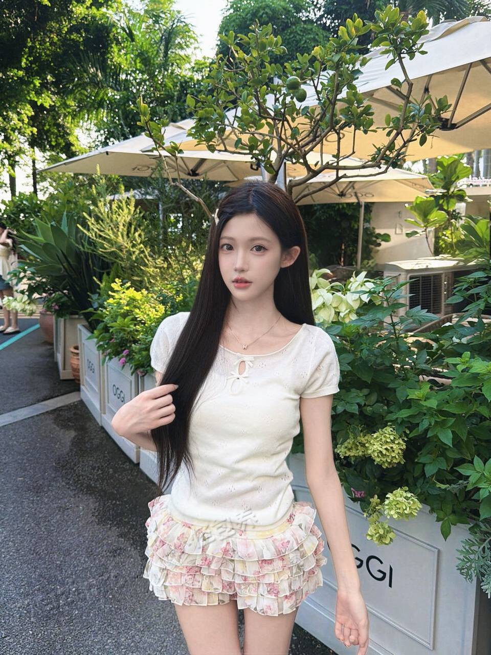 广东 深圳 20岁 162cm 86 C杯 学生 听话 活泼开朗 抽烟纹身:有纹身 SM:否 无套:可 口交:可 过夜:可 同居:否 可飞:可 价格:30 特点:听话 活泼开朗