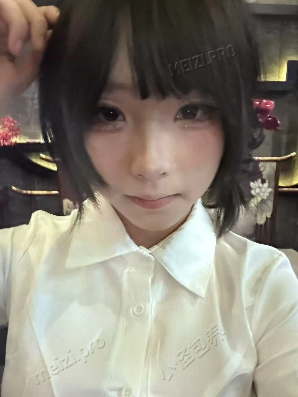 四川 自贡 17岁 164cm 78 B杯 足浴迎宾 漂亮 抽烟纹身:没有 SM:是 无套:否 口交:否 过夜:可 可飞:能 价格:4.5 特点:漂亮
