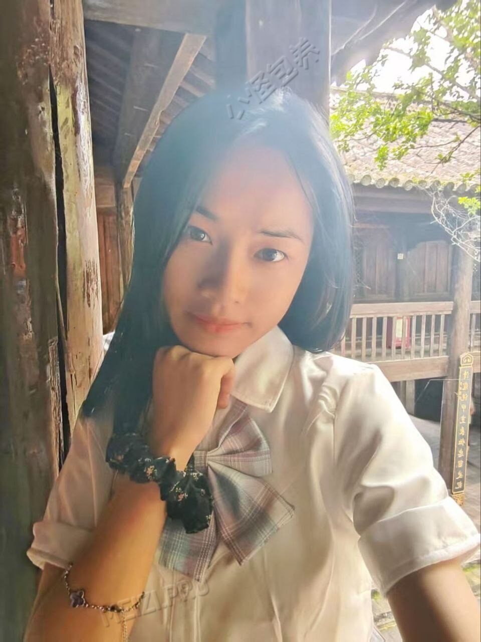 云南 昆明 21岁 159cm 87 B杯 学生 听话 抽烟纹身:无 SM:否 无套:可 口交:可 过夜:可 同居:可 可飞:否 价格:6 特点:听话