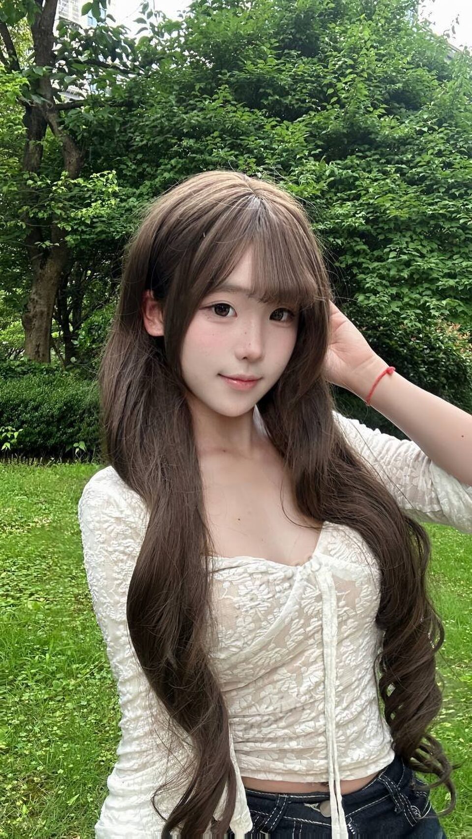 贵州 贵阳 19岁 156cm 94 B杯 学生 高一点的 然后大方点的吧 萝莉控 才破处 抽烟纹身:无 SM:否 无套:否 口交:可 过夜:可 同居:否 可飞:可 价格:6 特点:高一点的 然后大方点的吧 萝莉控 才破处
