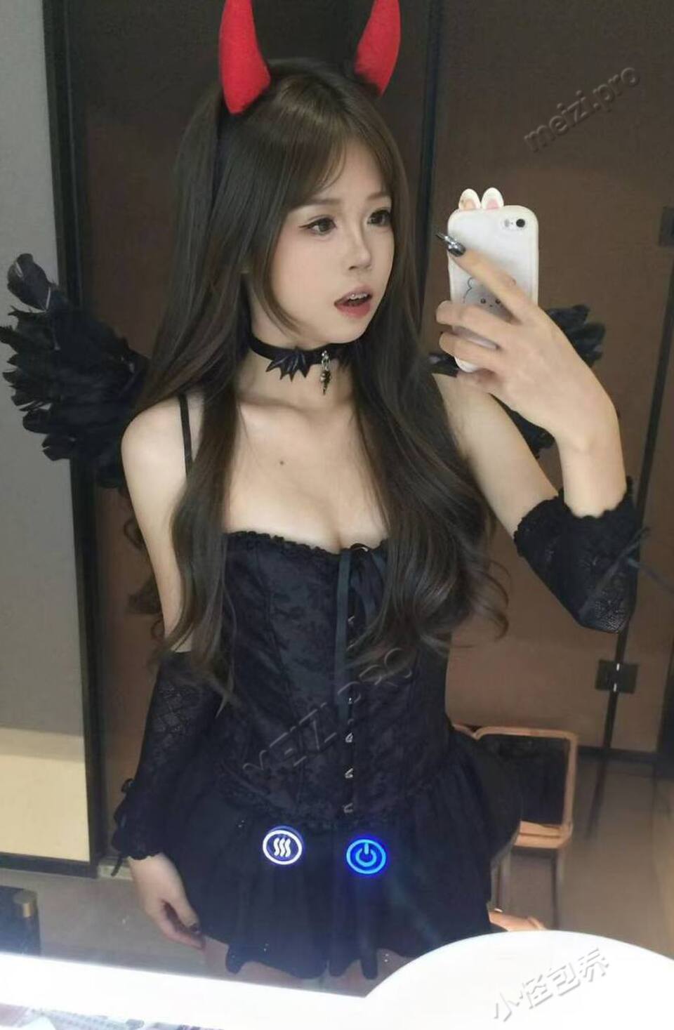 广西 玉林 20岁 165cm 48 B杯 上班 听话懂事 SM:否 无套:可 口交:可 过夜:可 同居:否 可飞:可 特点:听话懂事