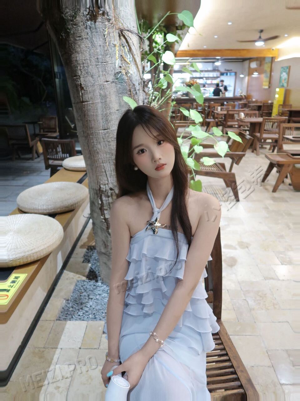 浙江 杭州 20岁 165cm 89 B杯 女装 性格好 提供情绪价值 温柔体贴 听话 抽烟纹身:不抽烟 SM:是 无套:否 口交:可 过夜:可 同居:可 可飞:可 江浙沪北上广深 港澳可提前说 价格:30 特点:性格好 提供情绪价值 温柔体贴 听话