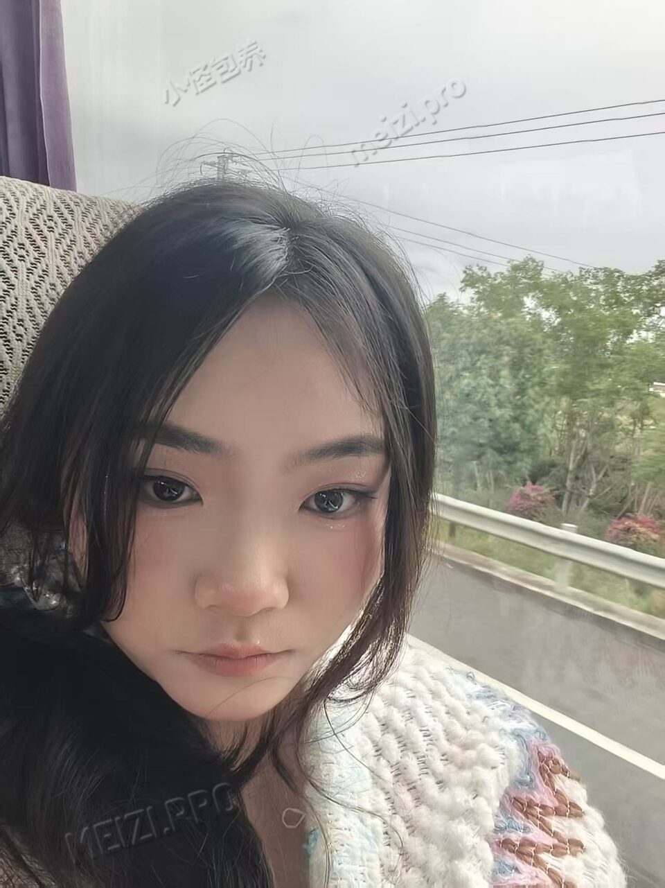 四川 眉山 18岁 154cm 107 C杯 学生 下面很紧很嫩,听话乖巧,可爱萌妹,也可以性感,菊花没有被开发过,长期相处可以尝试,可以微调,受引导型m,只有过一次性生活,叫声骚和大声 抽烟纹身:无 SM:是 无套:可 口交:可 过夜:可 同居:可 可飞:可 价格:5 特点:下面很紧很嫩,听话乖巧,可爱萌妹,也可以性感,菊花没有被开发过,长期相处可以尝试,可以微调,受引导型m,只有过一次性生活,叫声骚和大声