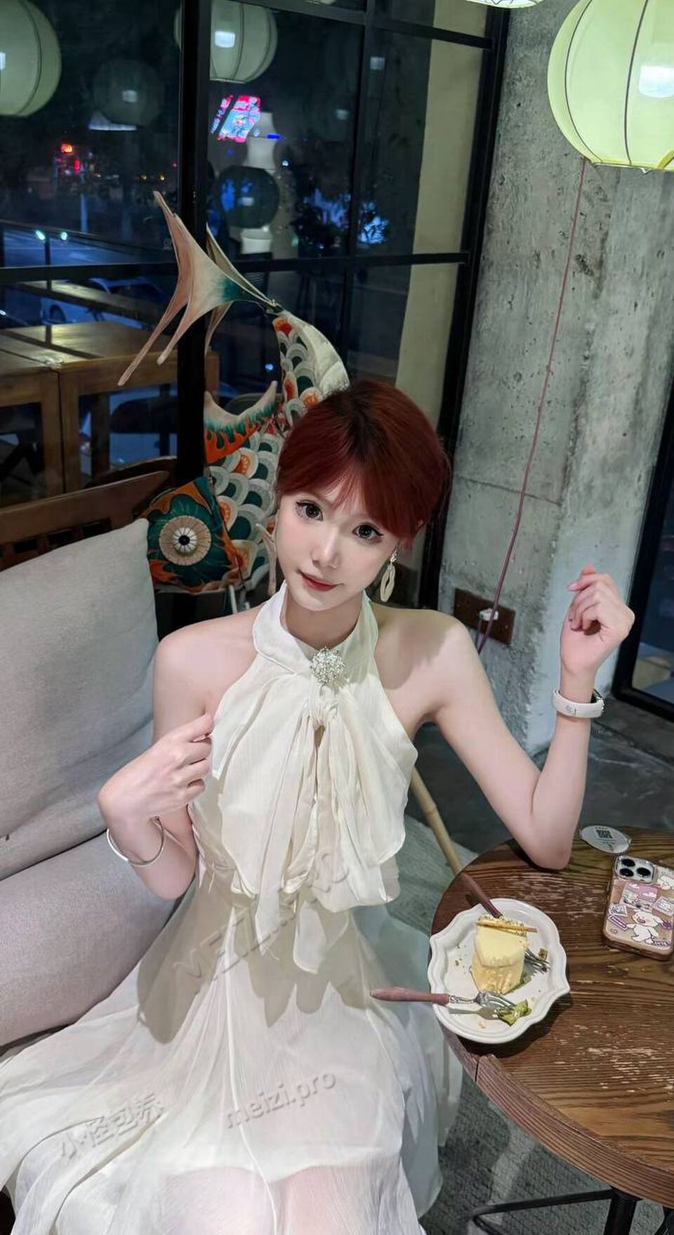 浙江 杭州 18岁 163cm 92 B杯 学生 美术生有健身 SM:是 无套:否 口交:可 过夜:可 同居:可 可飞:可 价格:12 特点:美术生有健身