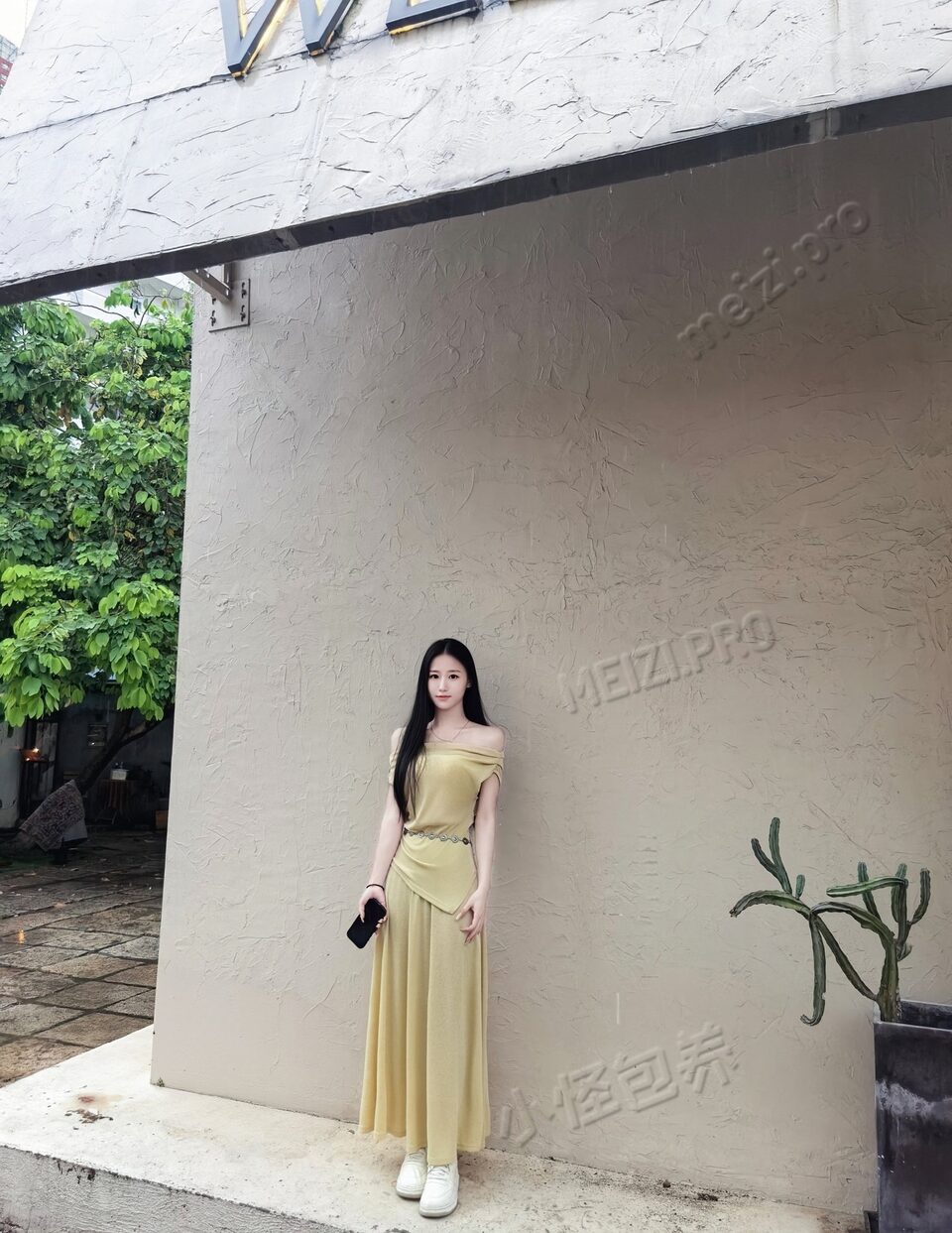 广东 深圳 19岁 166cm 90 B杯 学生 身材好 能提供情绪价值 可甜可御 抽烟纹身:无 SM:是 无套:否 口交:可 过夜:可 可飞:可 价格:15-35 特点:身材好 能提供情绪价值 可甜可御