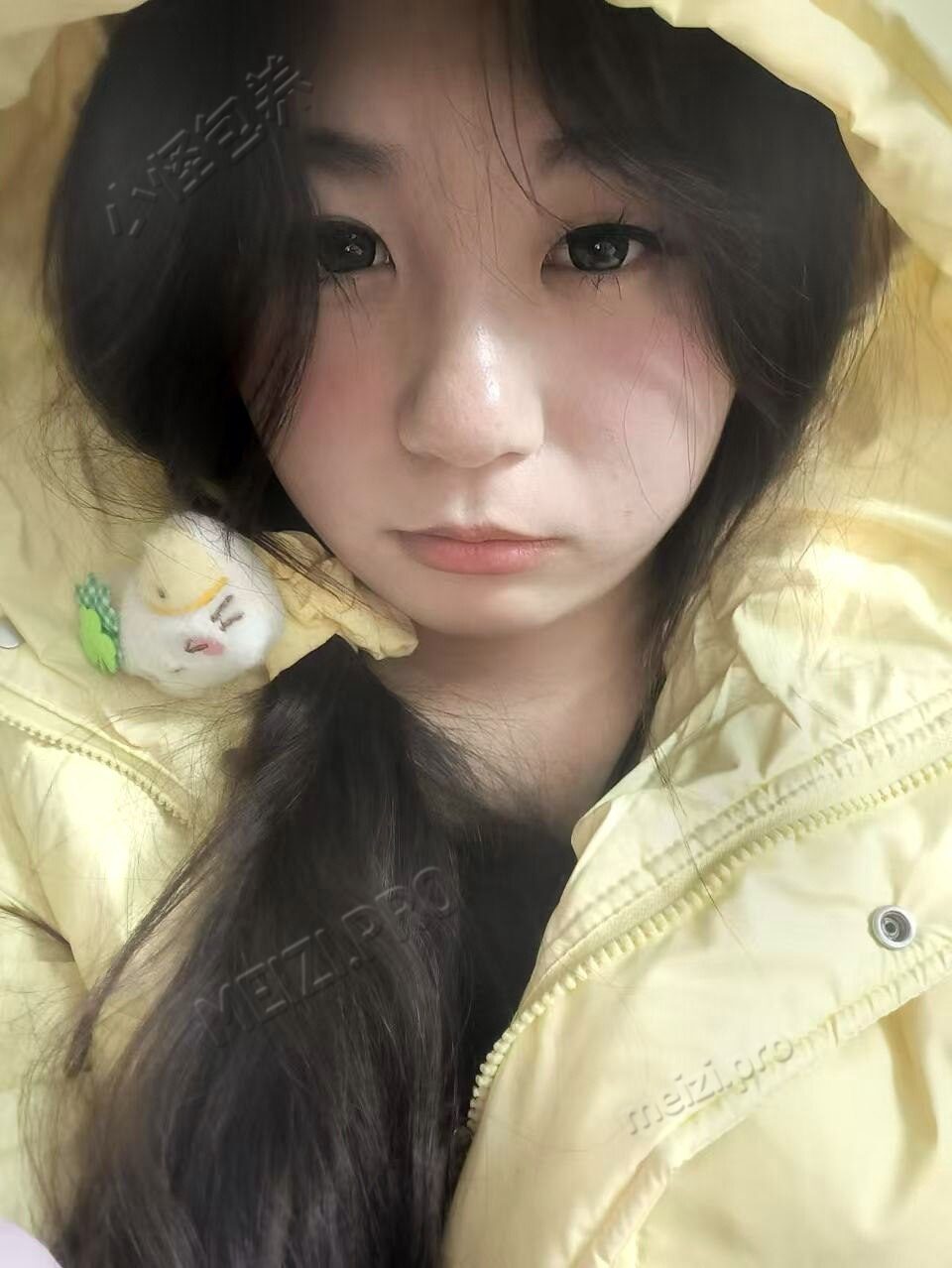 江苏 南京 19岁 158cm 130 C杯 无业游民 可爱反差m 抽烟纹身:无 SM:是 无套:否 口交:可 过夜:可 同居:否 可飞:省内可以 价格:10 特点:可爱反差m