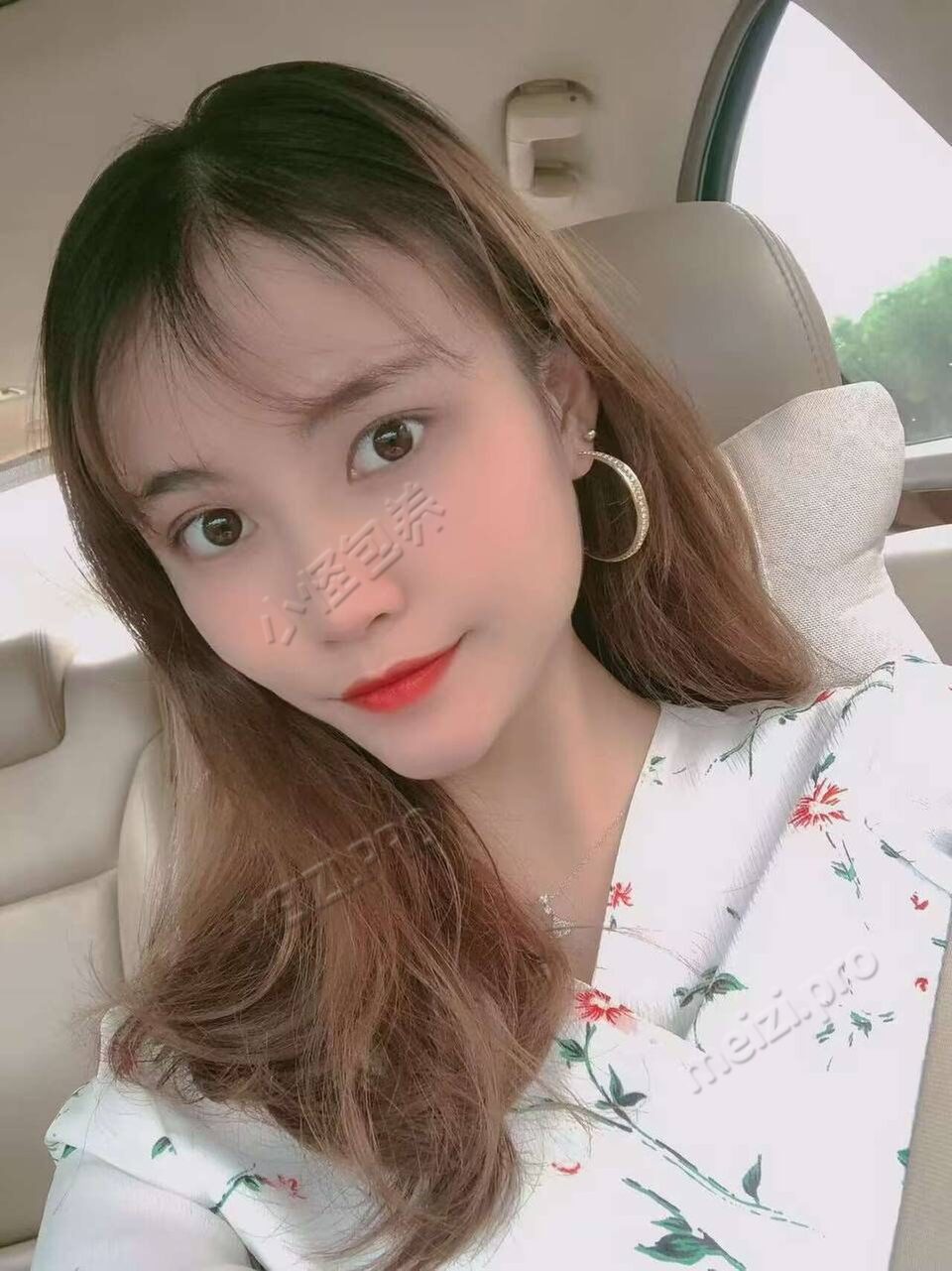 广东 惠州 26岁 160cm 76 A杯 自由 都还行 SM:否 无套:可 口交:否 过夜:可 可飞:提前沟通 价格:5 特点:都还行