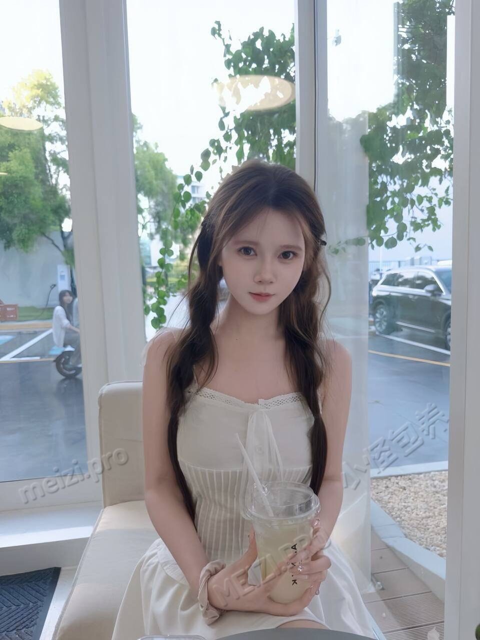 广东 深圳 19岁 163cm 88 C杯 学生 温柔体贴,会打扮,听话不作,敏感水多,体贴温柔,会照顾人,腰细腿长,小鸟依人,娇小玲珑,可盐可甜,活泼开朗,会提供情绪价值 抽烟纹身:不抽烟有纹身 SM:是 无套:否 口交:可 过夜:可 同居:可 可飞:可 价格:18 特点:温柔体贴,会打扮,听话不作,敏感水多,体贴温柔,会照顾人,腰细腿长,小鸟依人,娇小玲珑,可盐可甜,活泼开朗,会提供情绪价值