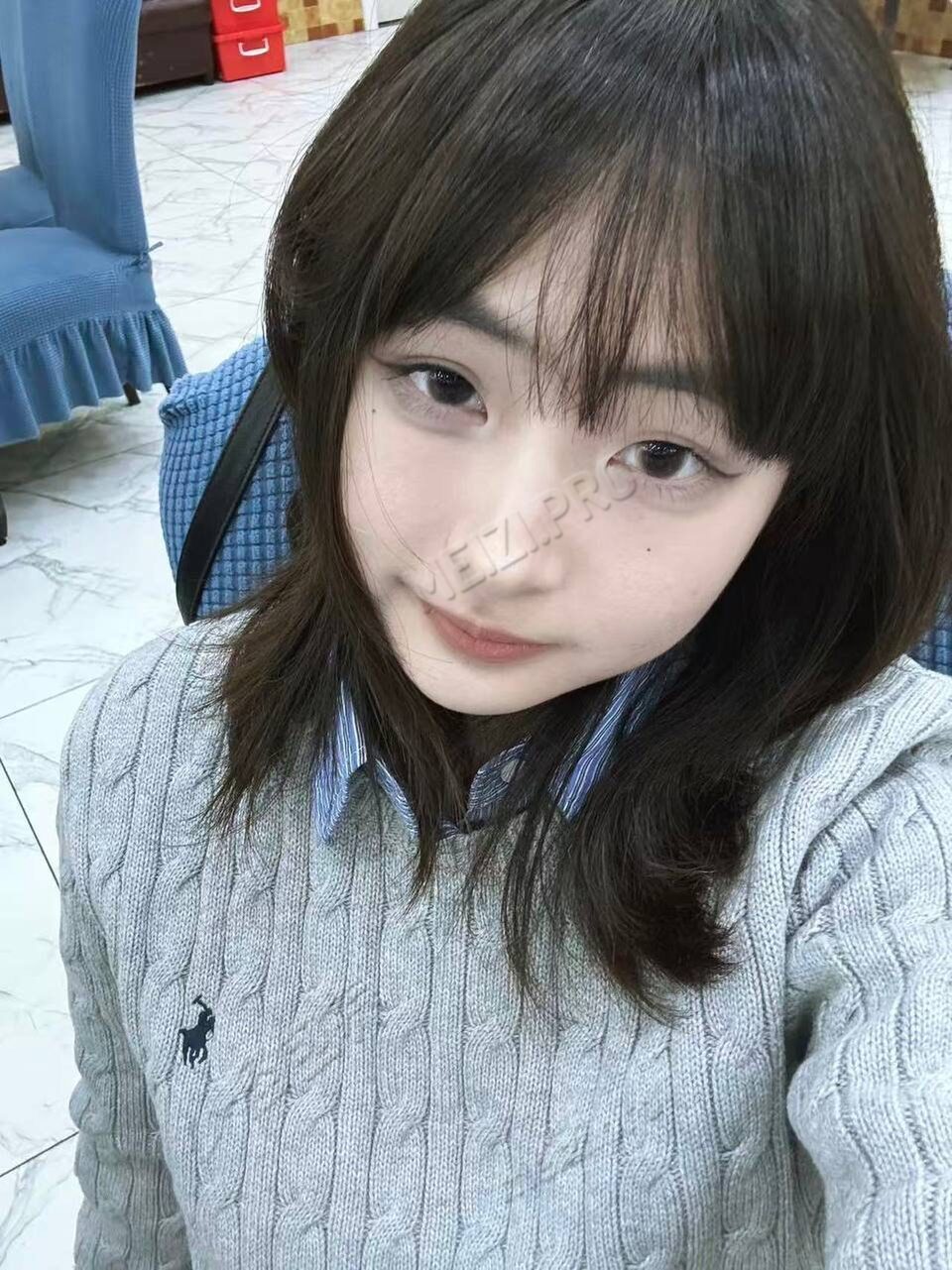 辽宁 盘锦 21岁 156cm 76 B杯 学生 性格温柔,不过多追问,985在读女大,能提供情绪价值 抽烟纹身:不抽烟无纹身 SM:是 无套:可 口交:可 过夜:可 同居:可 可飞:看时间定 价格:20 特点:性格温柔,不过多追问,985在读女大,能提供情绪价值