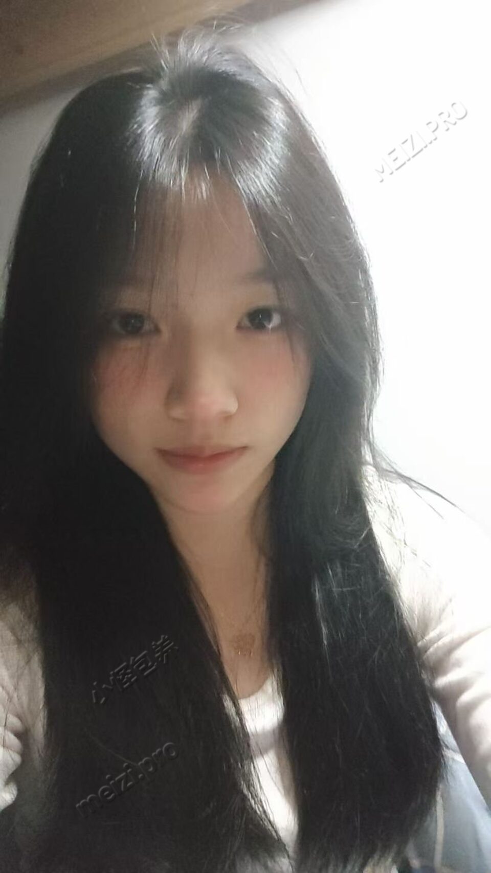 福建 泉州 18岁 160cm 100 B杯 学生 刚上大学 提供情绪价值 温柔细腻 听话懂事乖巧 不做作 圈子干净 粉嫩紧 奶头敏感 配合好 反差 抽烟纹身:无纹身 SM:否 无套:可 口交:可 过夜:可 同居:周末才有空 可飞:否 价格:4 特点:刚上大学 提供情绪价值 温柔细腻 听话懂事乖巧 不做作 圈子干净 粉嫩紧 奶头敏感 配合好 反差