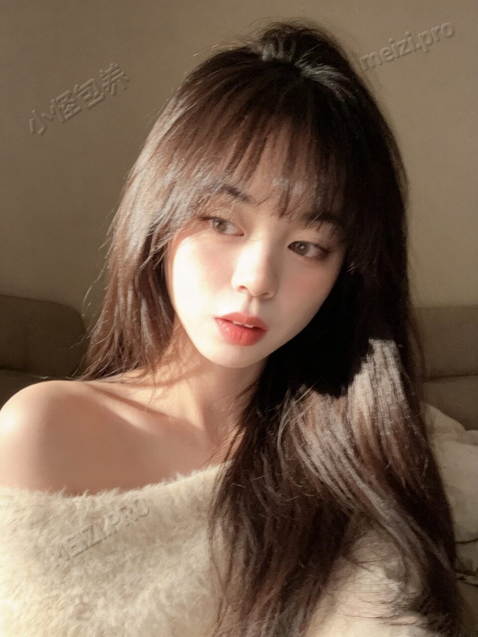 四川 成都 27岁 165cm 53 A杯 销售 能提供情绪价值 有耐心 SM:否 无套:否 口交:可 过夜:可 同居:否 可飞:看情况 价格:2 特点:能提供情绪价值 有耐心
