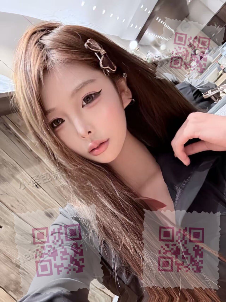 山东 济南 21岁 165cm 90 B杯 无整容,皮肤白嫩,性格好 口交:可 过夜:可 可飞:可 外省加钱 价格:15 特点:无整容,皮肤白嫩,性格好