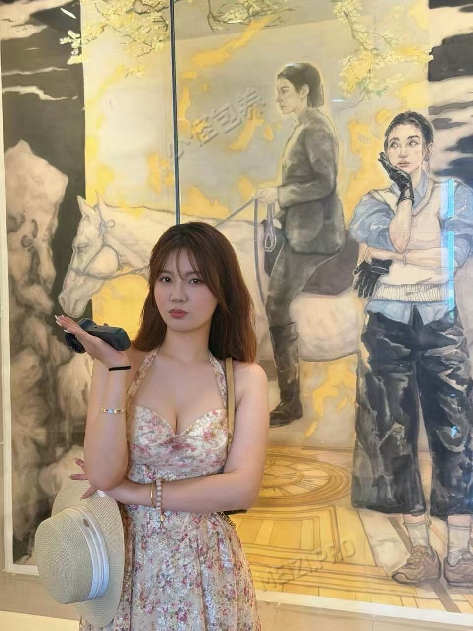 浙江 杭州 24岁 170cm 56 B杯 无 提供情绪价值 温柔细腻 听话懂事乖巧 不做作 圈子干净 粉嫩紧 奶头敏感 配合好 反差 水多 抽烟纹身:无纹身 SM:否 无套:否 口交:可 过夜:可 同居:可 可飞:能 特点:提供情绪价值 温柔细腻 听话懂事乖巧 不做作 圈子干净 粉嫩紧 奶头敏感 配合好 反差 水多