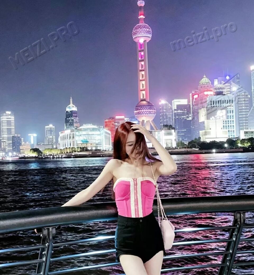 浙江 杭州 21岁 166cm 46 B杯 刚毕业 脾气好 事少 听话 有气氛 本人比照片好看 风格多变 SM:是 无套:可 口交:可 过夜:可 可飞:可异地 特点:脾气好 事少 听话 有气氛 本人比照片好看 风格多变