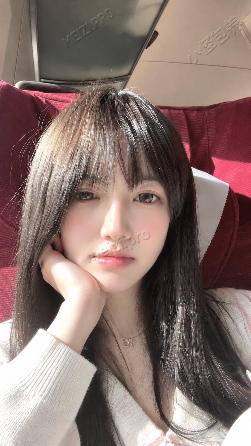 浙江 宁波 24岁 162cm 96 B杯 学生 年轻漂亮 SM:是 无套:否 口交:可 过夜:可 同居:否 可飞:可以,港澳伴游可 价格:15 特点:年轻漂亮