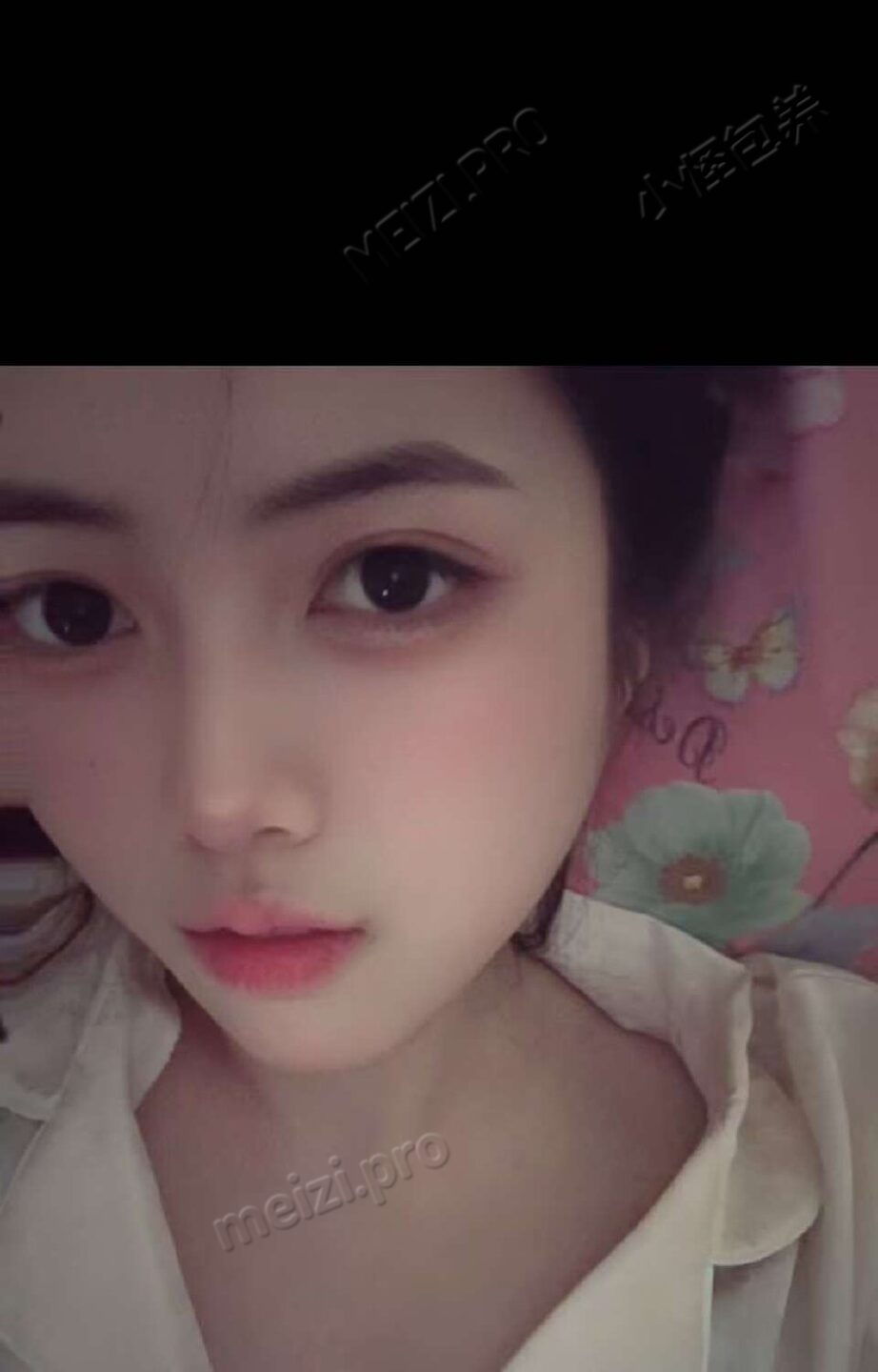 河南 信阳 20岁 170cm 120 B杯 美容 抽烟纹身:无纹身 SM:否 无套:可 口交:可 过夜:可 同居:可 可飞:可 价格:10